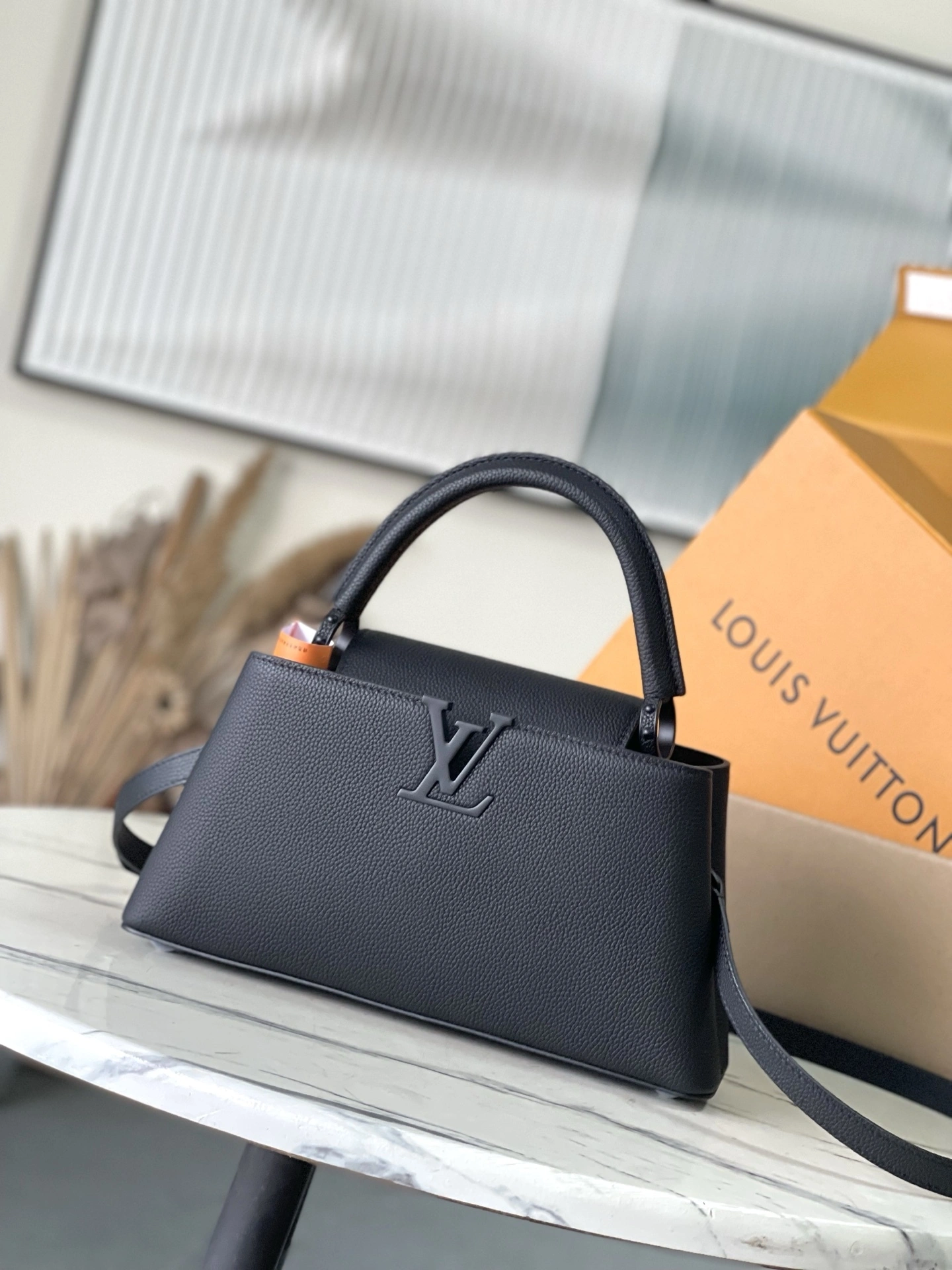 MOMO-- 8V M23947 high quality version Capucines cowhide item:F-B574A0962