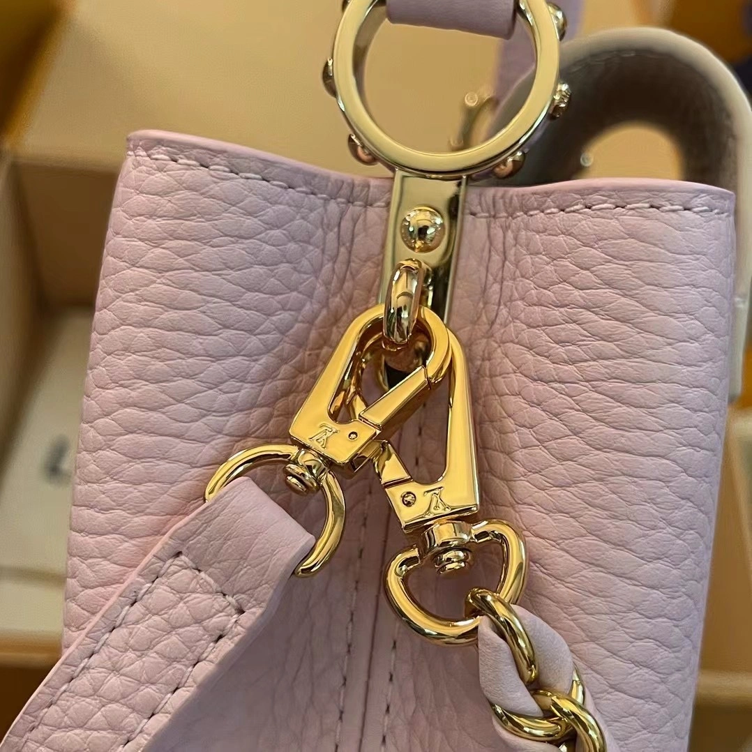 MOMO-- 8V M23951 high quality version Capucines item:E-B000B2337