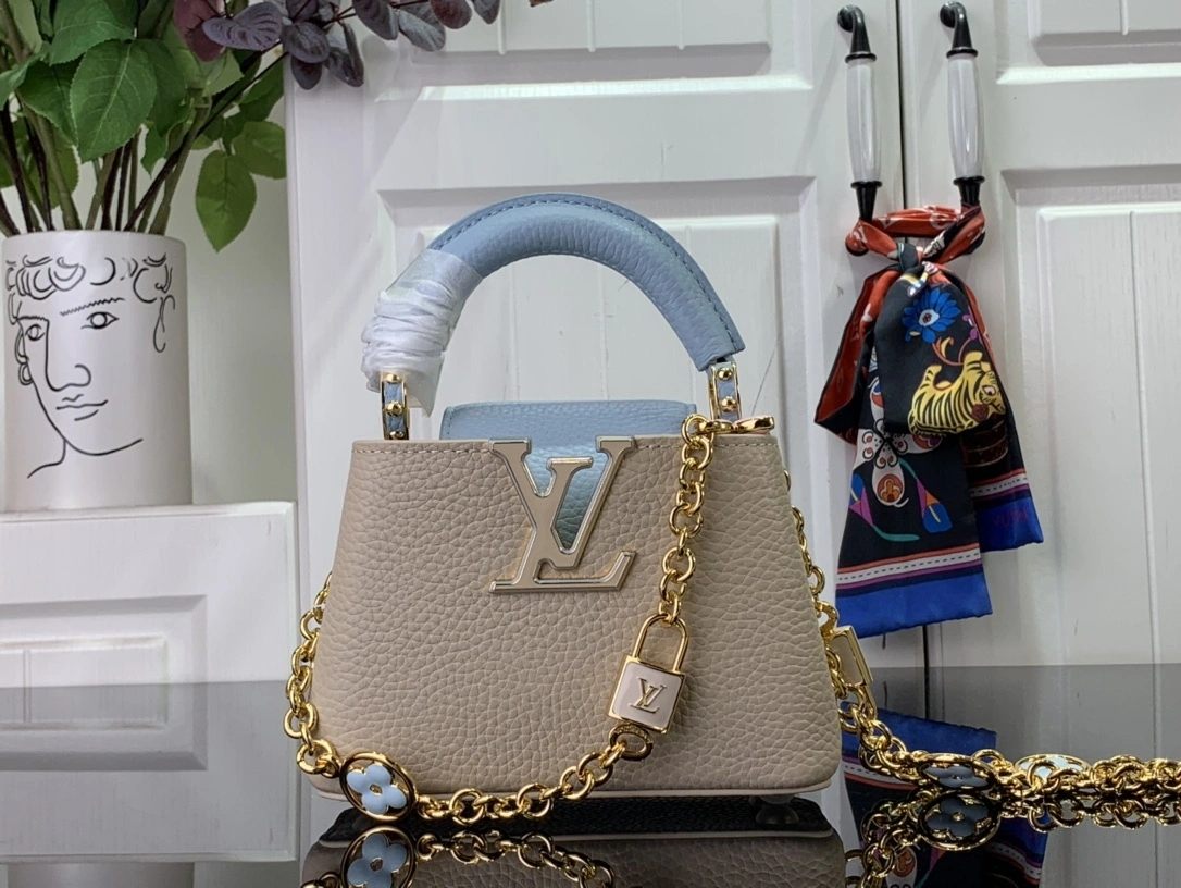 MOMO-- 8V M23952 Capucines Nano item:D-B174E2726