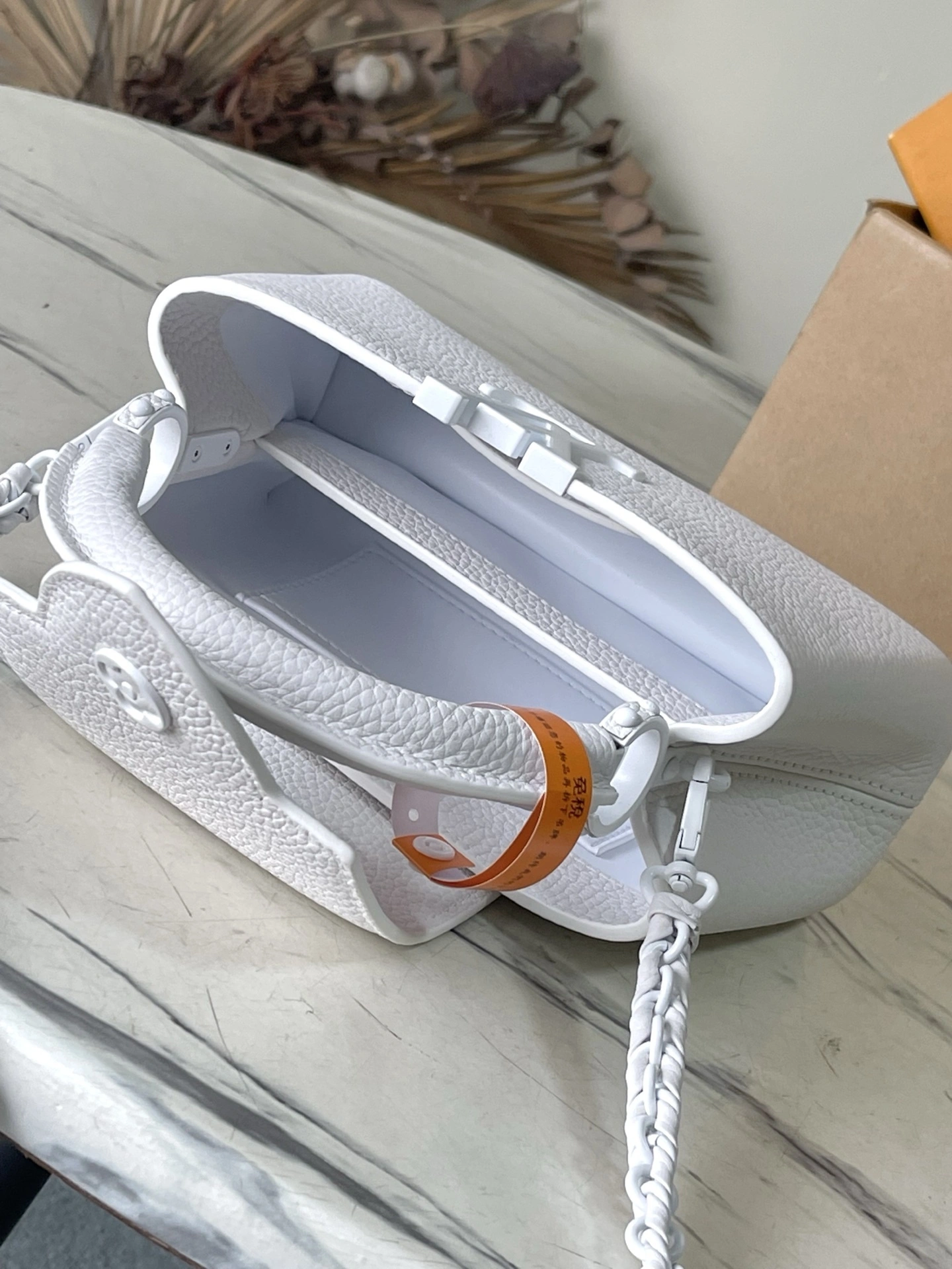 MOMO-- 8V M23956 high quality version Capucines cowhide item:F-B574A0964