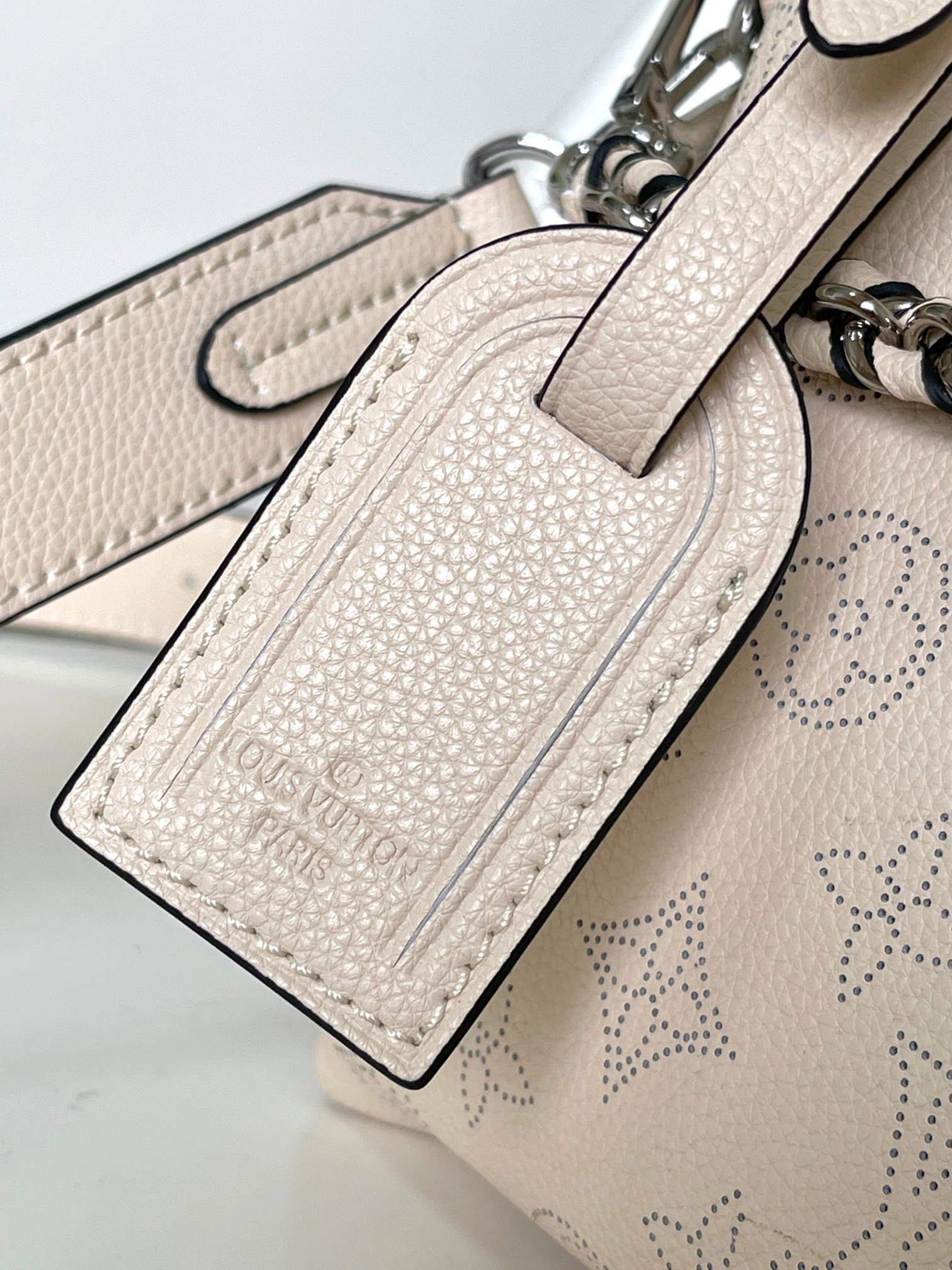 MOMO-- 8V M24114 high quality version Mahina Hand It All cowhide item:E-B225C0527