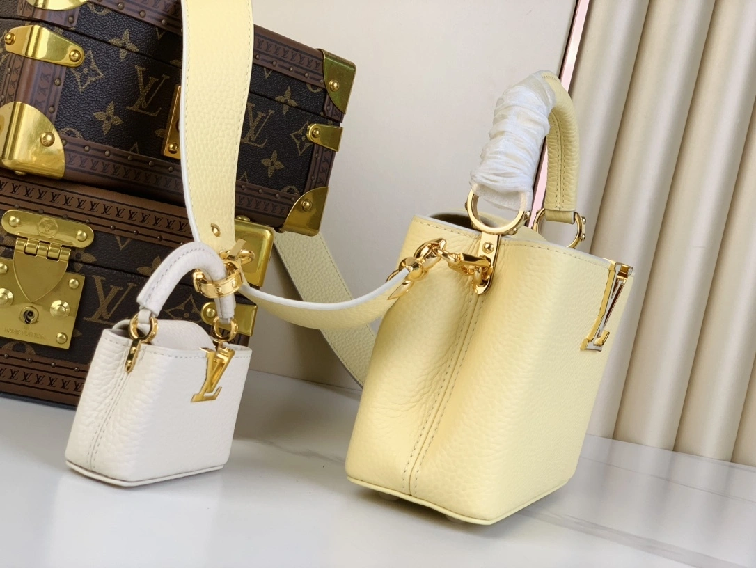 MOMO-- 8V M24563 high quality version Capucines BB item:E-B000C0569