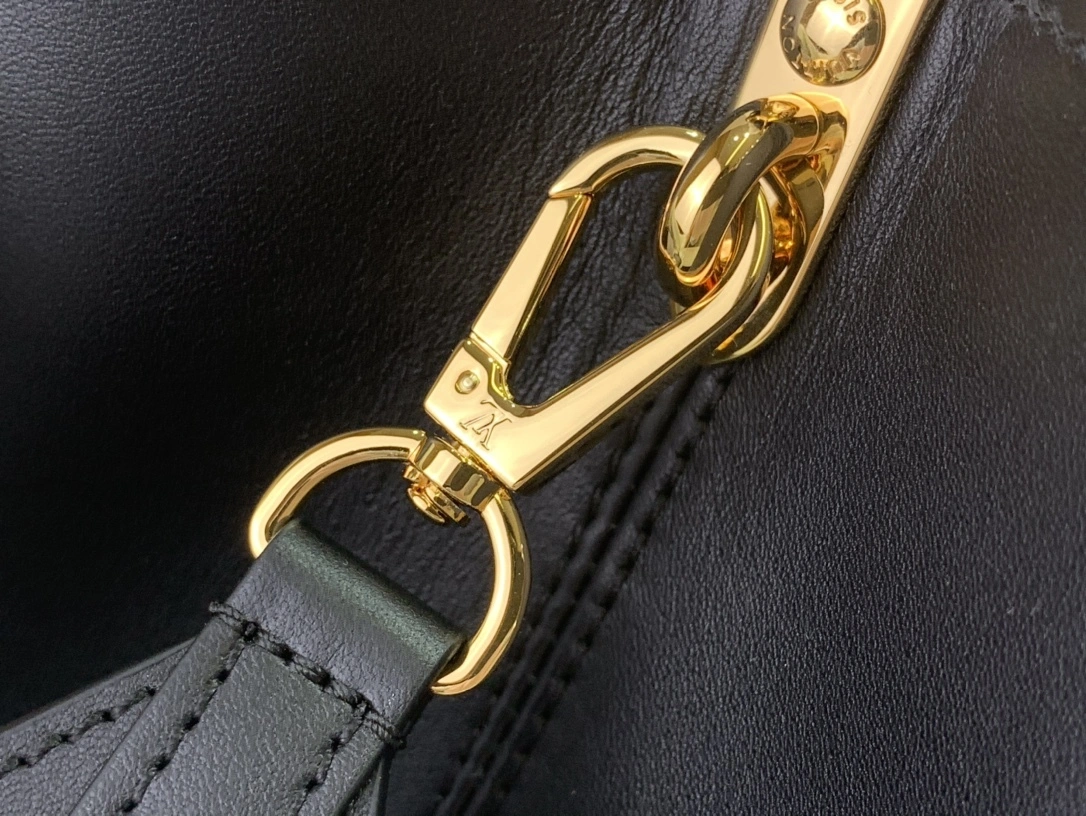 MOMO-- 8V M24607 Capucines Calfskin item:D-B174G2110