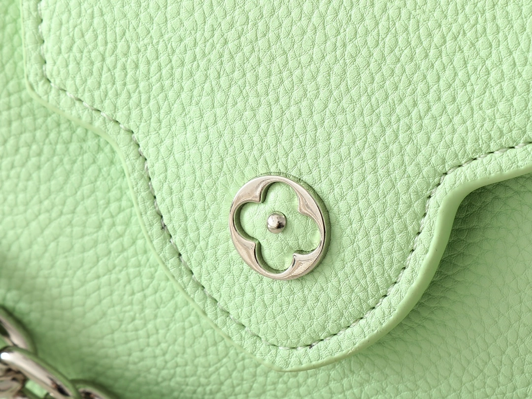 MOMO-- 8V M24683 high quality version Capucines cowhide item:E-B000C0566