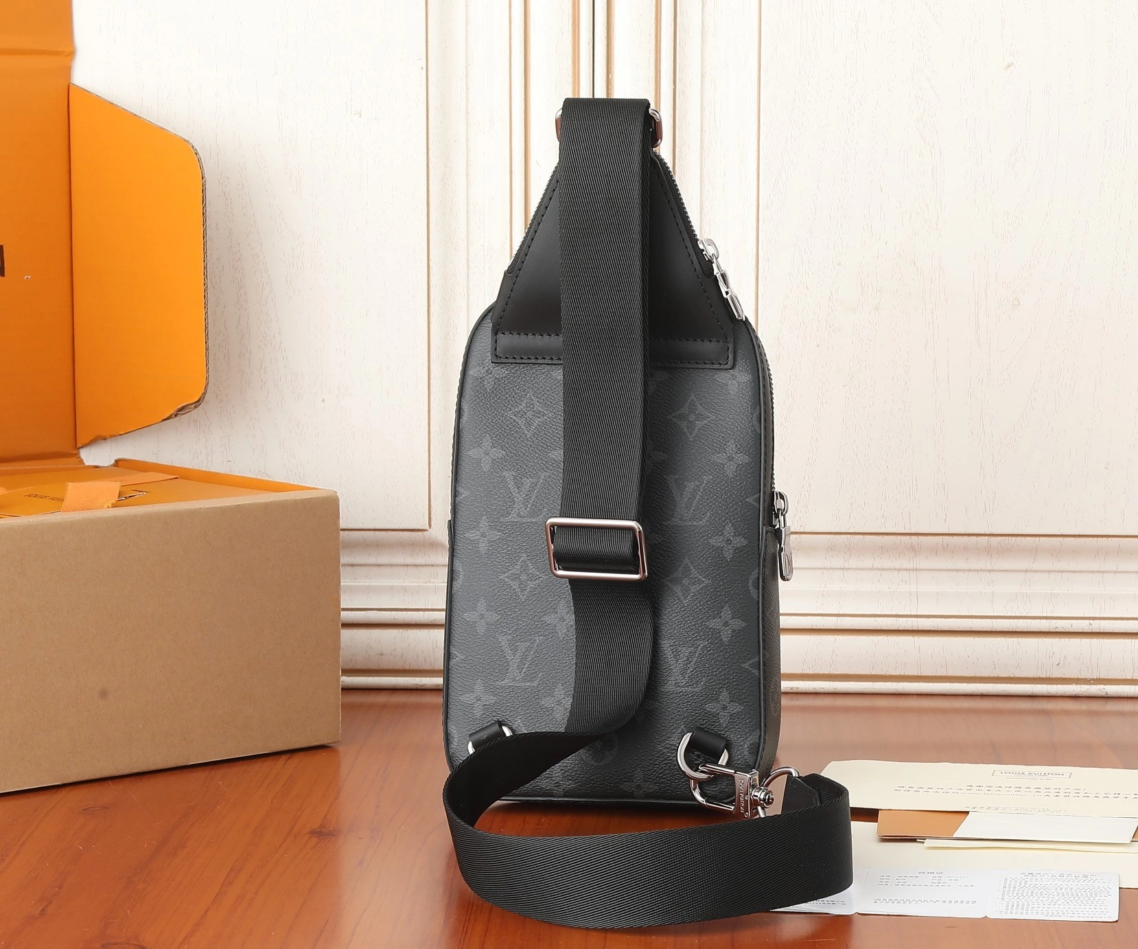 MOMO-- 8V M24751 high quality version Duo cowhide item:E-B000A1733
