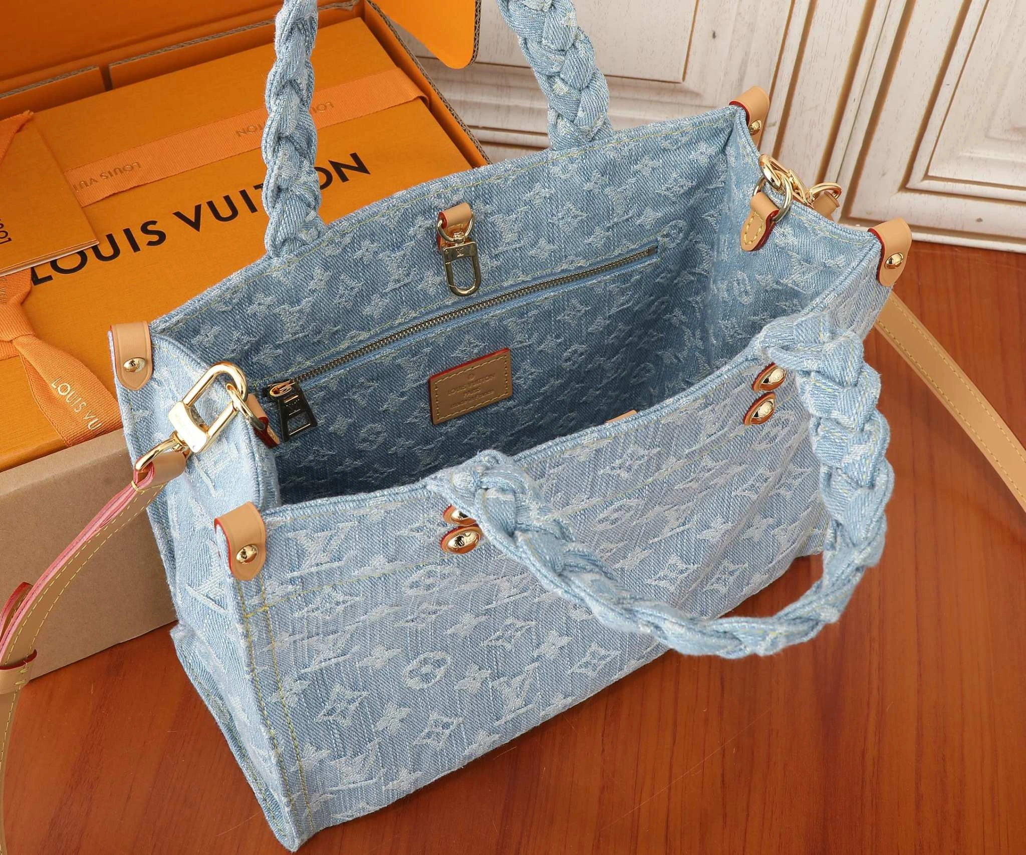 MOMO-- 8V M24897 high quality version OnTheGo cowhide item:D-B000J0842