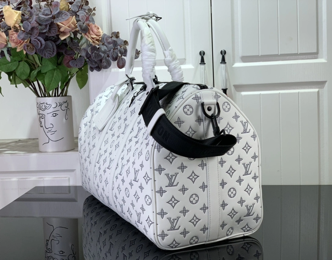 MOMO-- 8V M24954 Calfskin item:D-B174E2705
