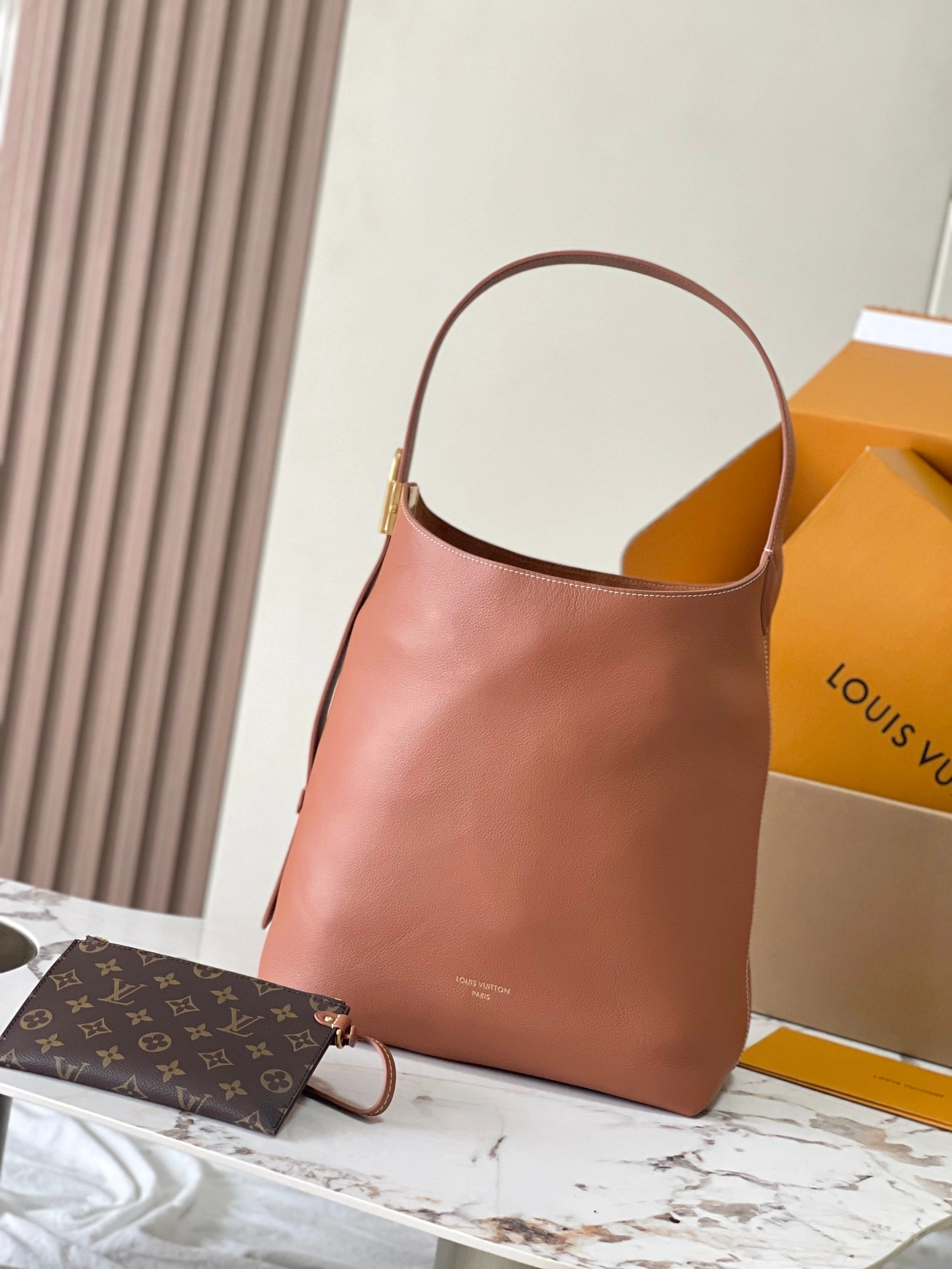 MOMO-- 8V M24974 high quality version Low Key Hobo cowhide item:D-B106J0856