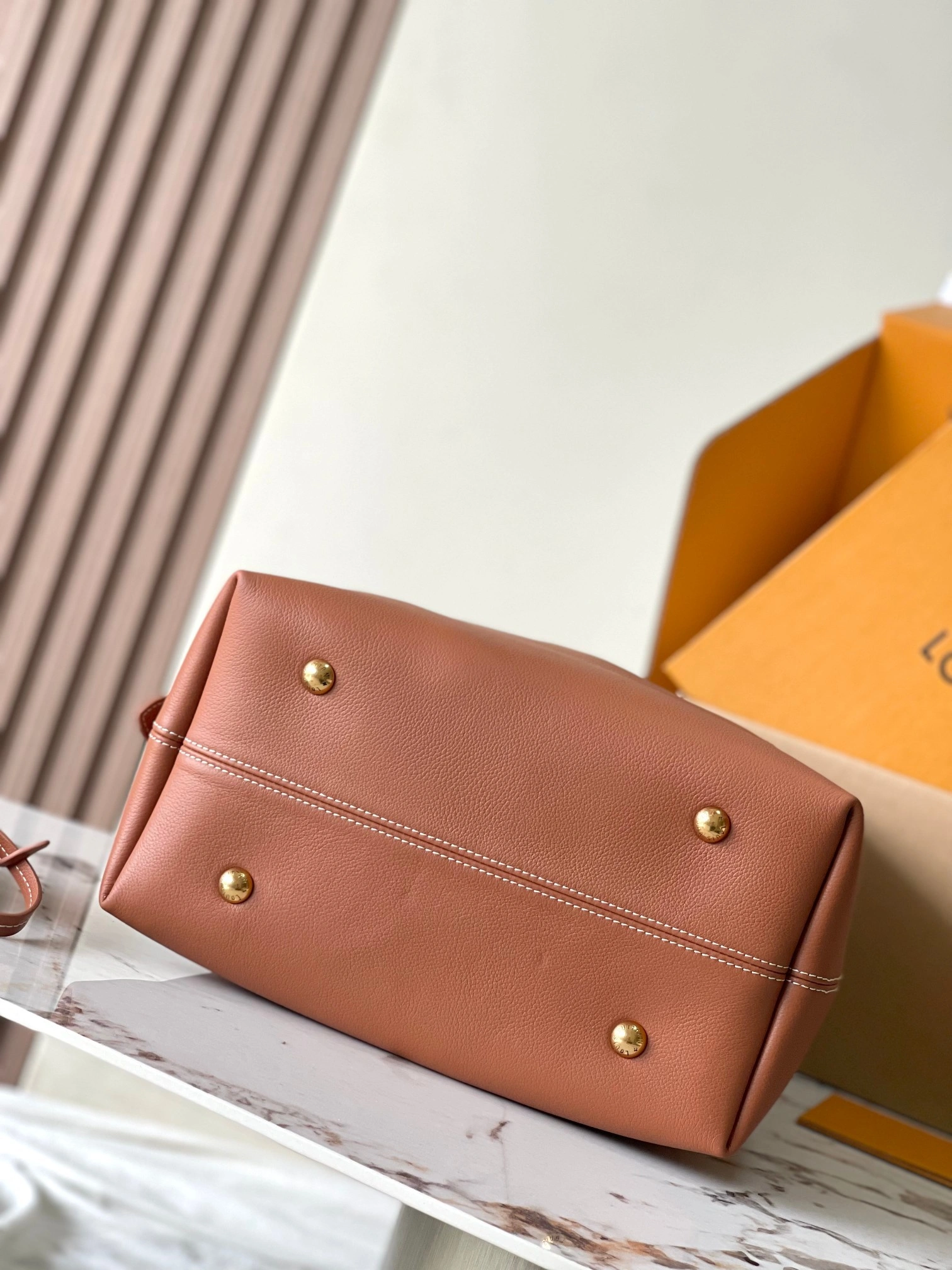 MOMO-- 8V M24974 high quality version Low Key Hobo cowhide item:D-B106J0856