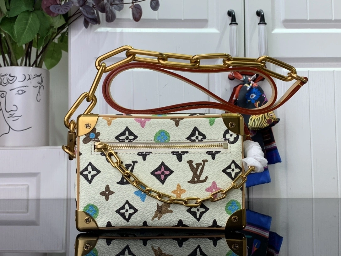 MOMO-- 8V M25132 Mini Soft Trunk item:D-B063E2728