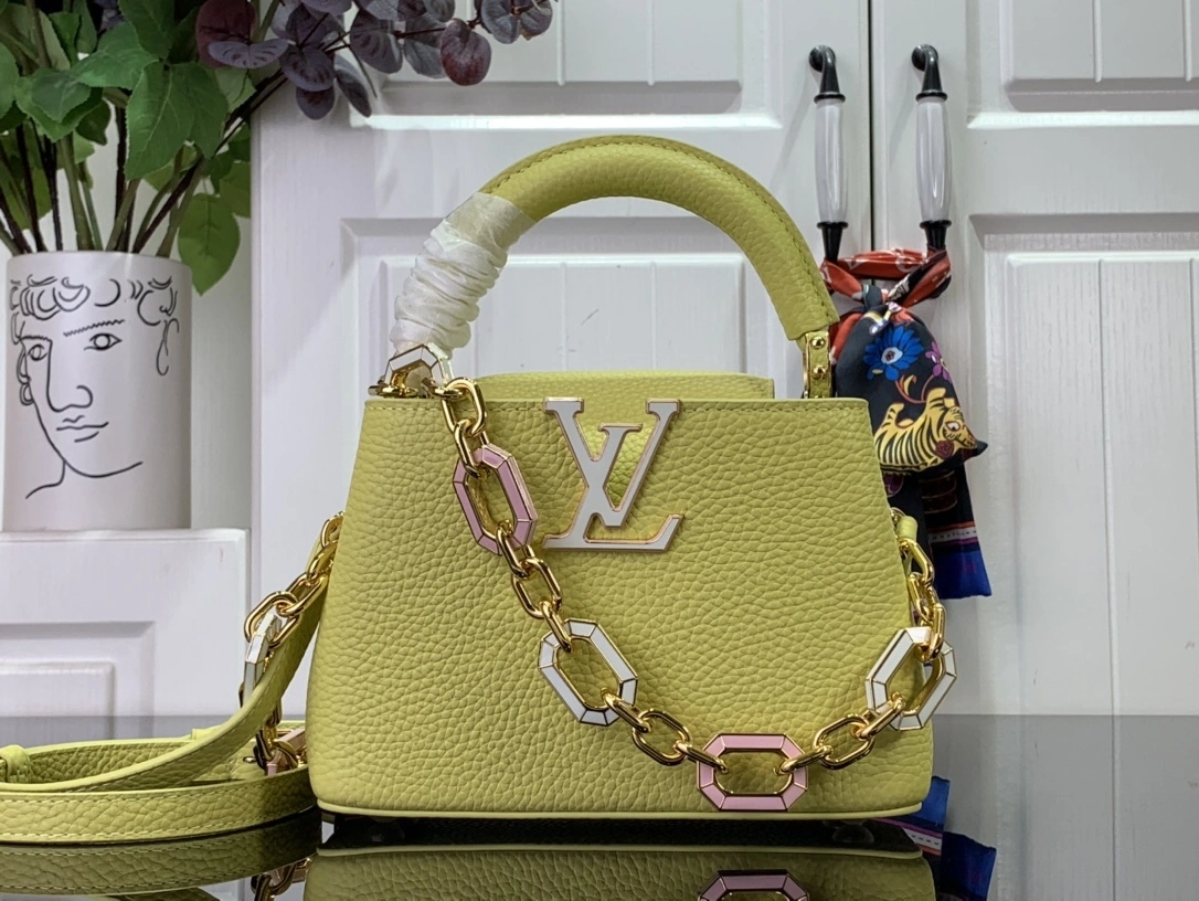 MOMO-- 8V M25232 high quality version Capucines item:E-B063C0567