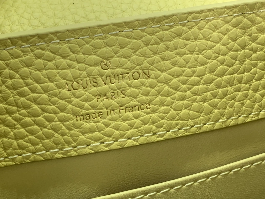 MOMO-- 8V M25232 high quality version Capucines item:E-B063C0567