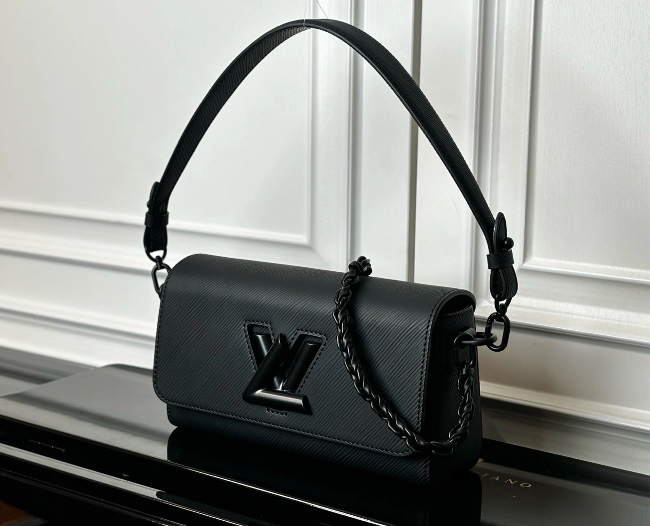 MOMO-- 8V M25336 high quality version Twist West cowhide item:E-B000B2125