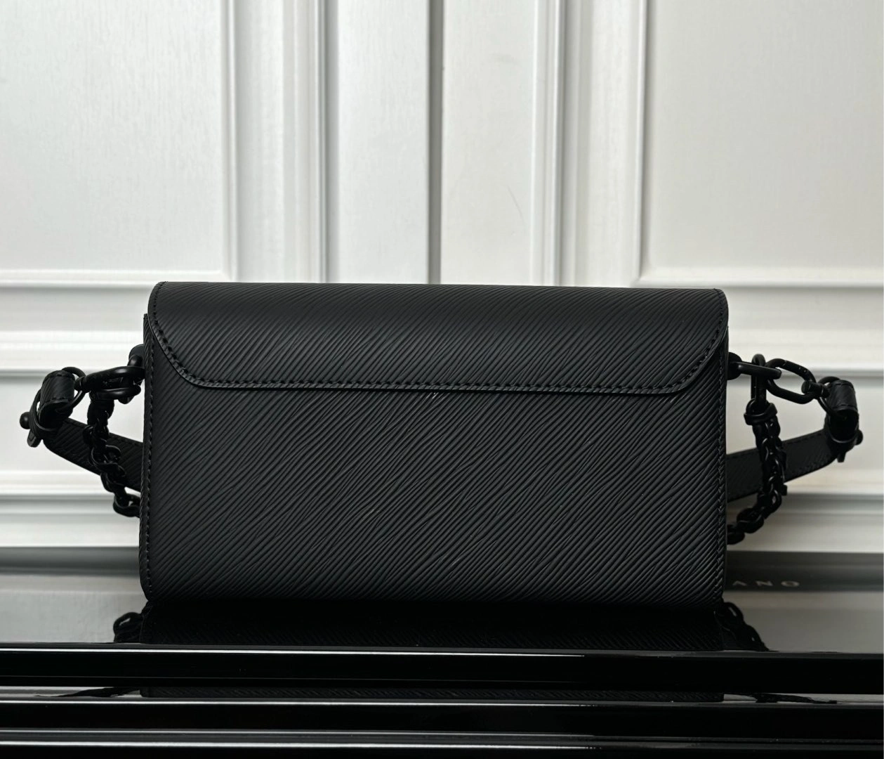 MOMO-- 8V M25336 high quality version Twist West cowhide item:E-B000B2125