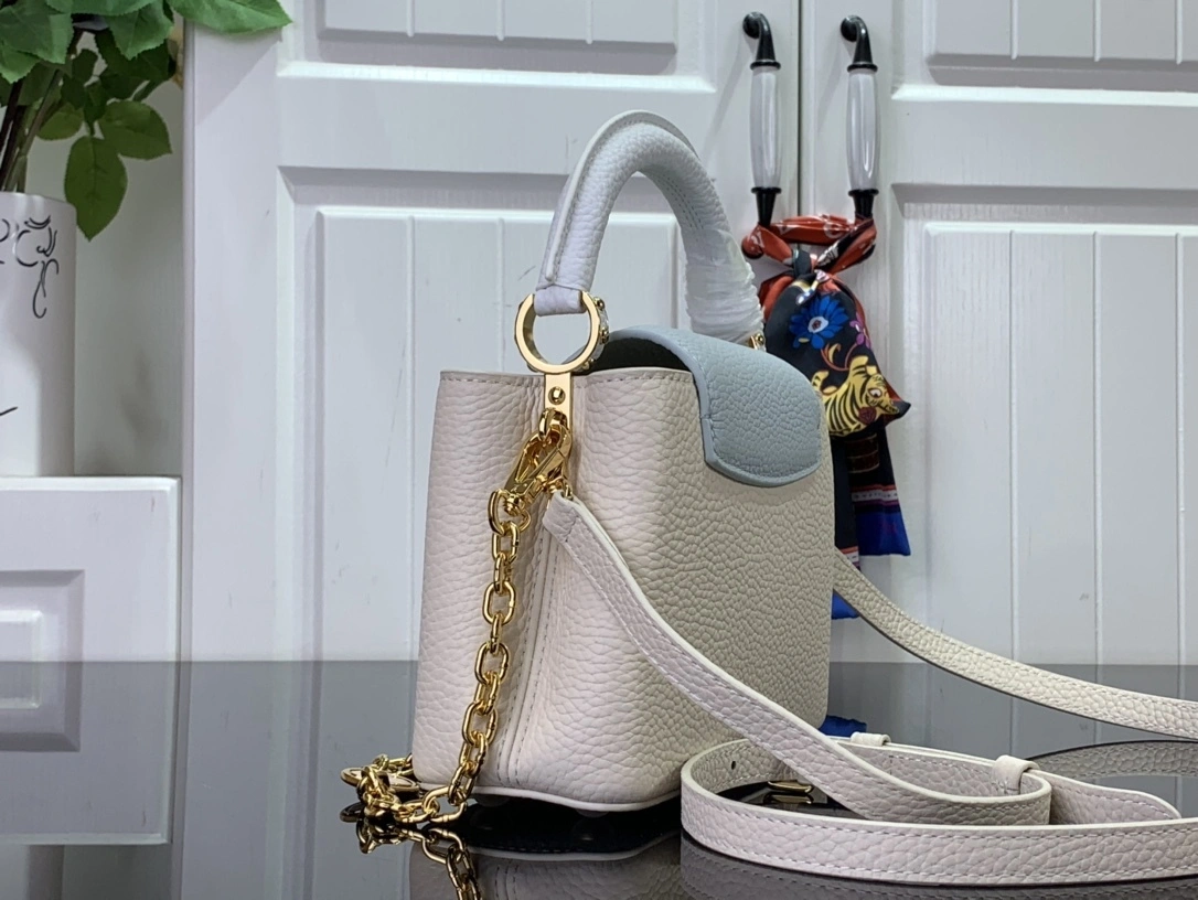 MOMO-- 8V M25339 high quality version Capucines item:E-B063B2340