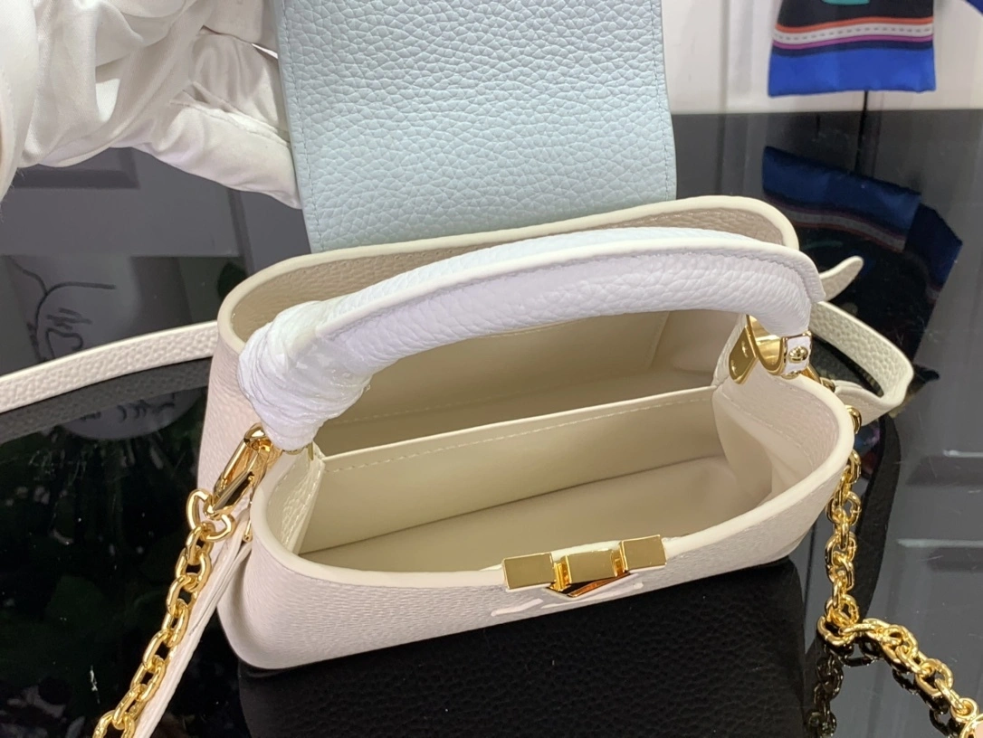 MOMO-- 8V M25339 high quality version Capucines item:E-B063B2340