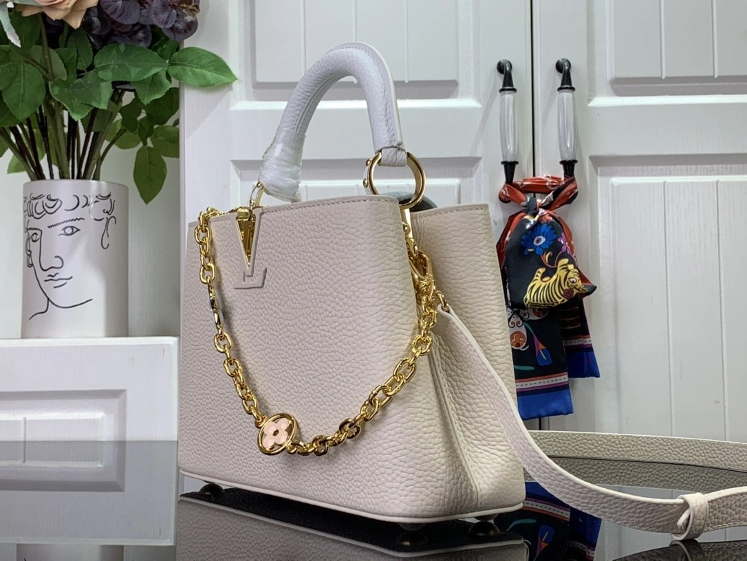 MOMO-- 8V M25339 high quality version Capucines item:E-B063B2340