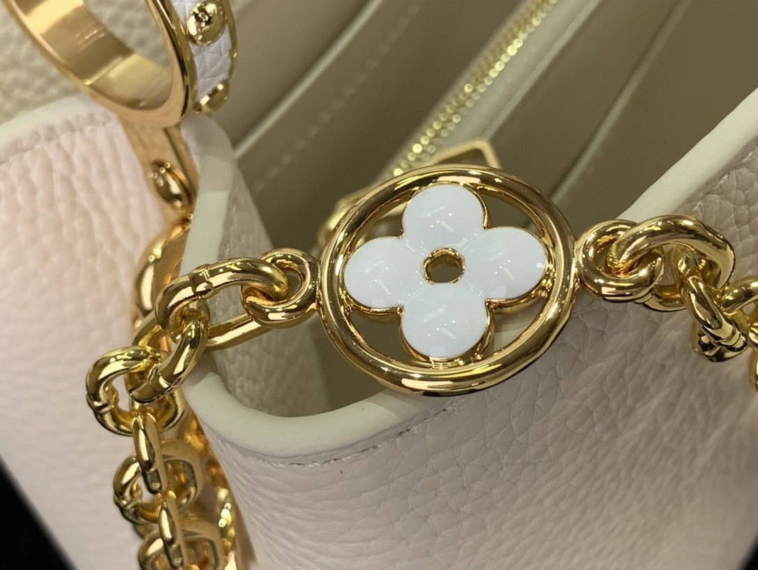 MOMO-- 8V M25339 high quality version Capucines item:E-B063B2340
