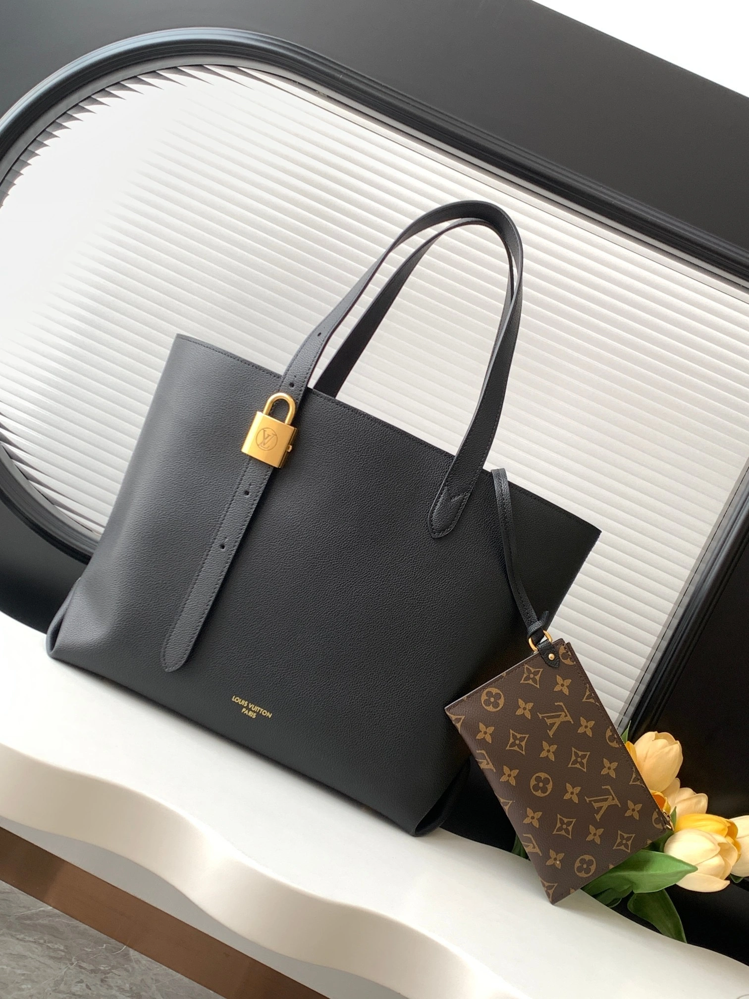 MOMO-- 8V M25341 high quality version Low Key Cabas cowhide item:D-B225J0832