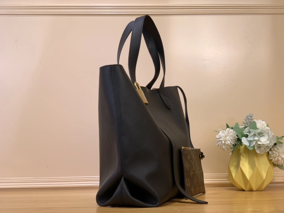MOMO-- 8V M25341 high quality version Low key cabas cowhide item:E-B808A1235