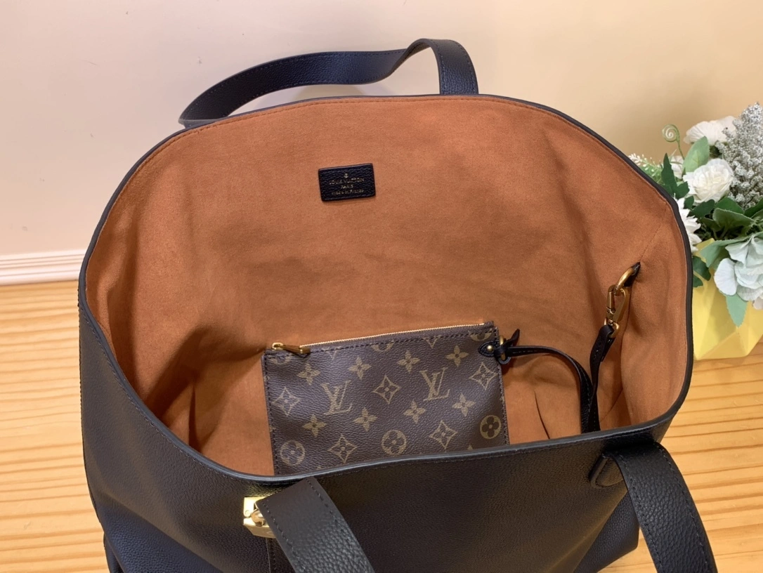 MOMO-- 8V M25341 high quality version Low key cabas cowhide item:E-B808A1235