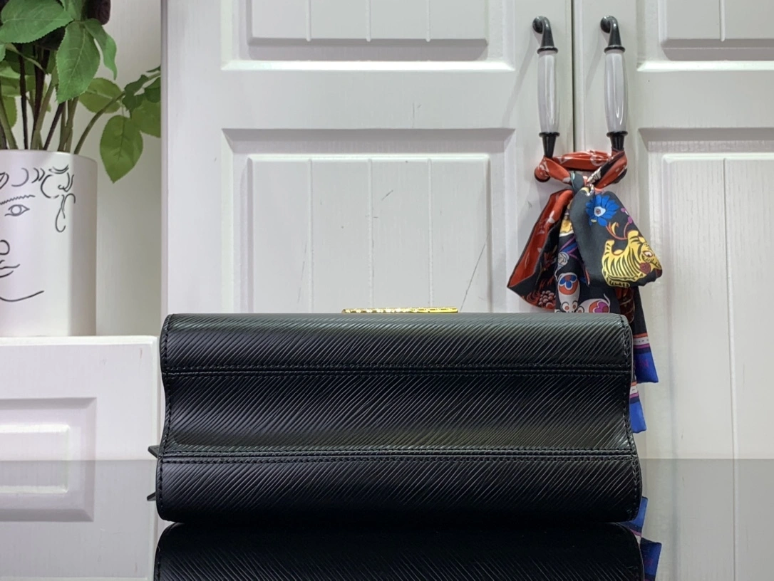 MOMO-- 8V M25360 high quality version Twist item:E-B174C0509