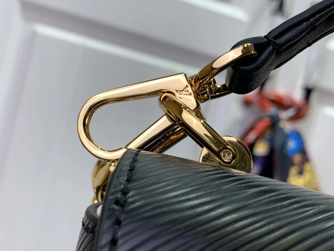 MOMO-- 8V M25360 high quality version Twist item:E-B174C0509