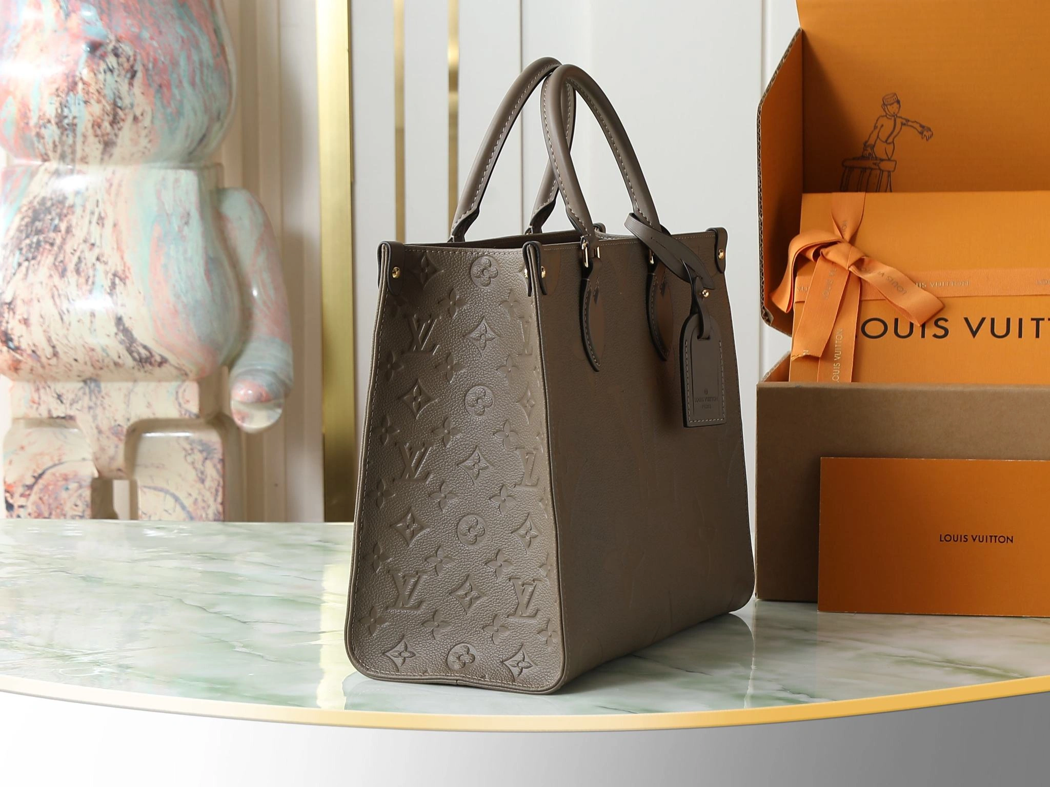 MOMO-- 8V M25523 high quality version OnTheGo MM cowhide item:E-B000L1802T