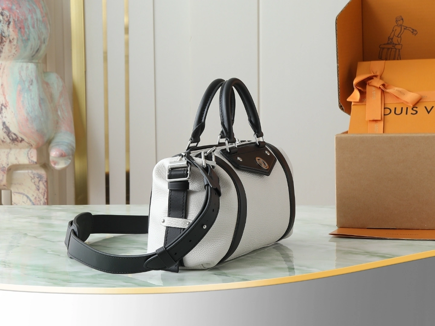 MOMO-- 8V M25561 high quality version Biker cowhide item:E-B000I2126