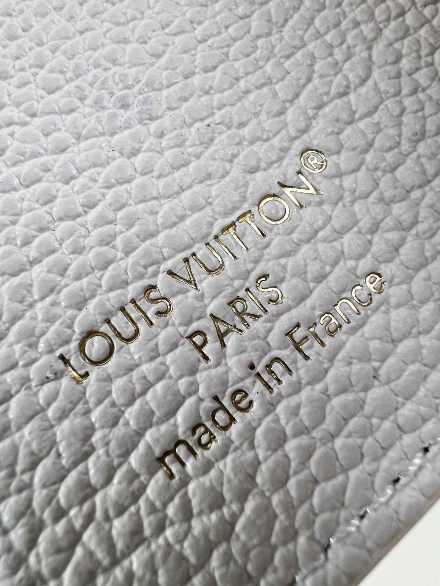 MOMO-- 8V M25595 high quality version Cléa cowhide item:E-B177I0309