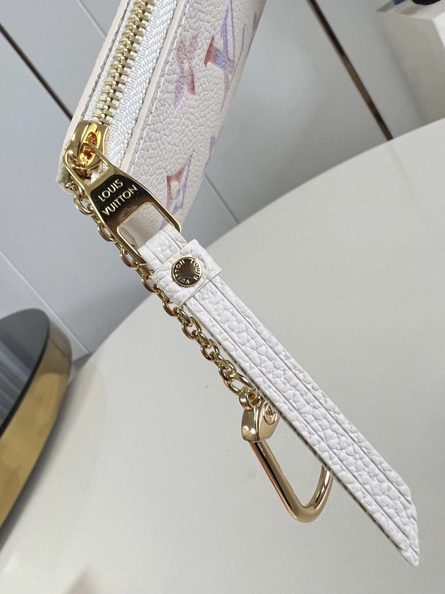 MOMO-- 8V M25597 high quality version item:E-B177I0308