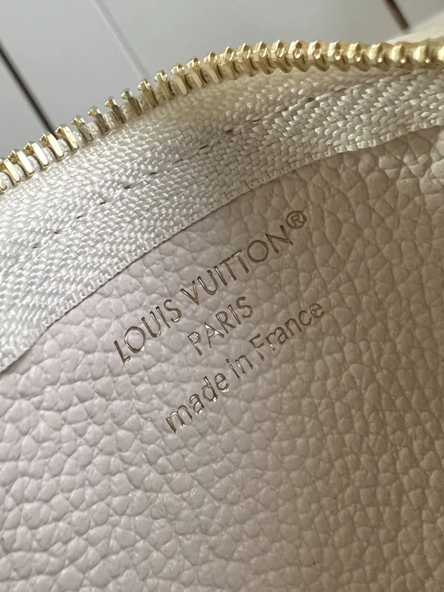 MOMO-- 8V M25597 high quality version item:E-B177I0308