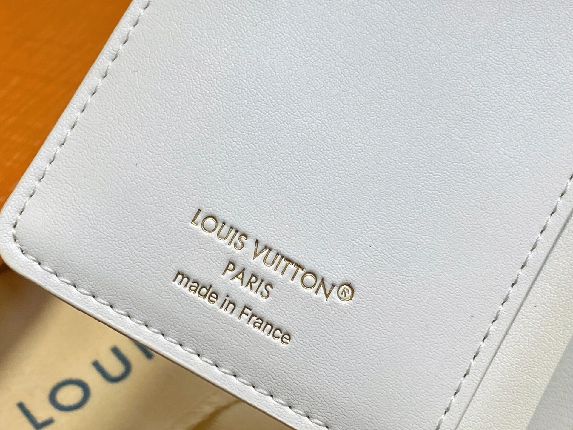 MOMO-- 8V M25601 high quality version Zippy Ski sheepskin item:E-B000J1853