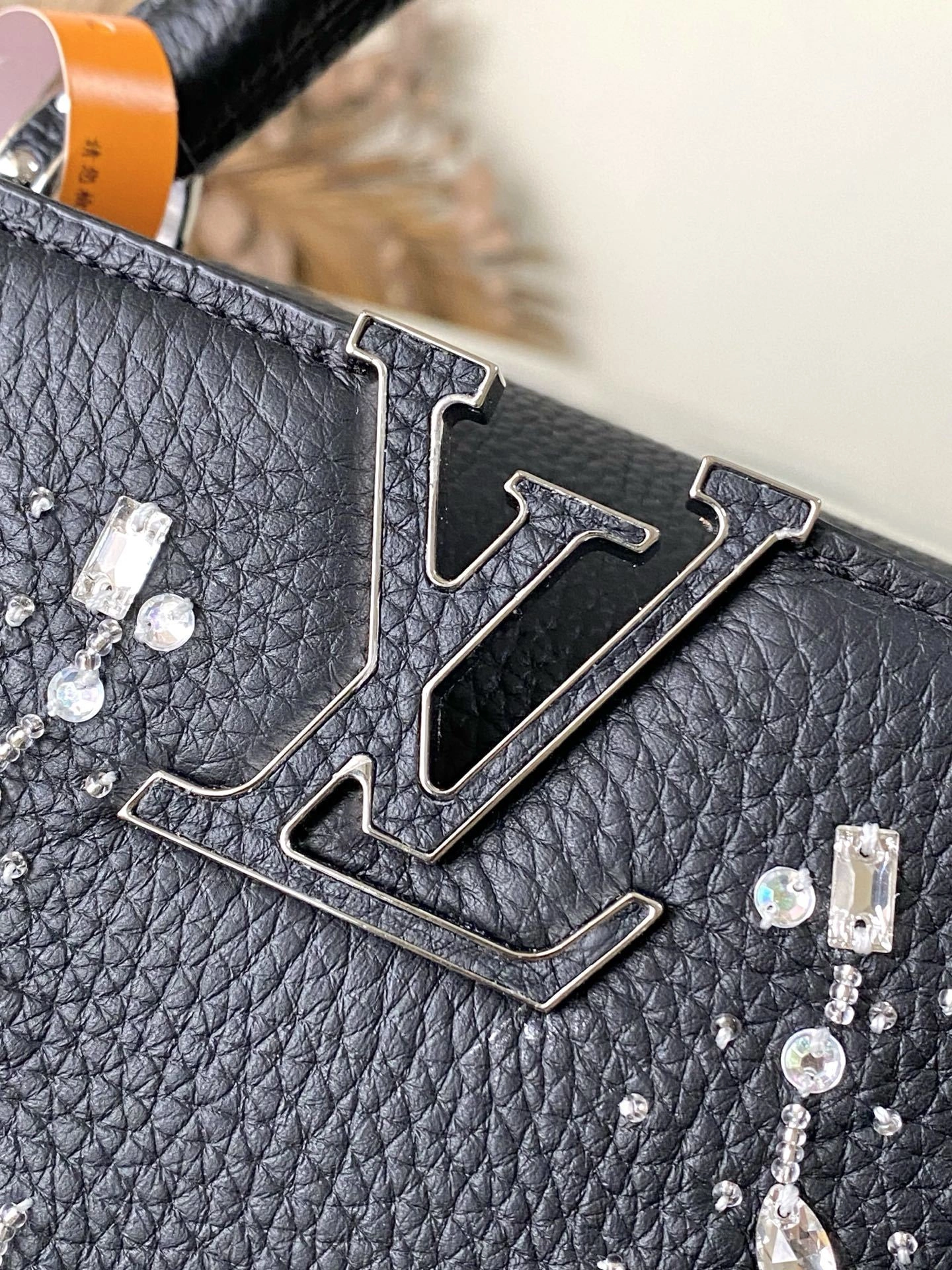MOMO-- 8V M25716 high quality version embroidery Calfskin item:E-B574K1823