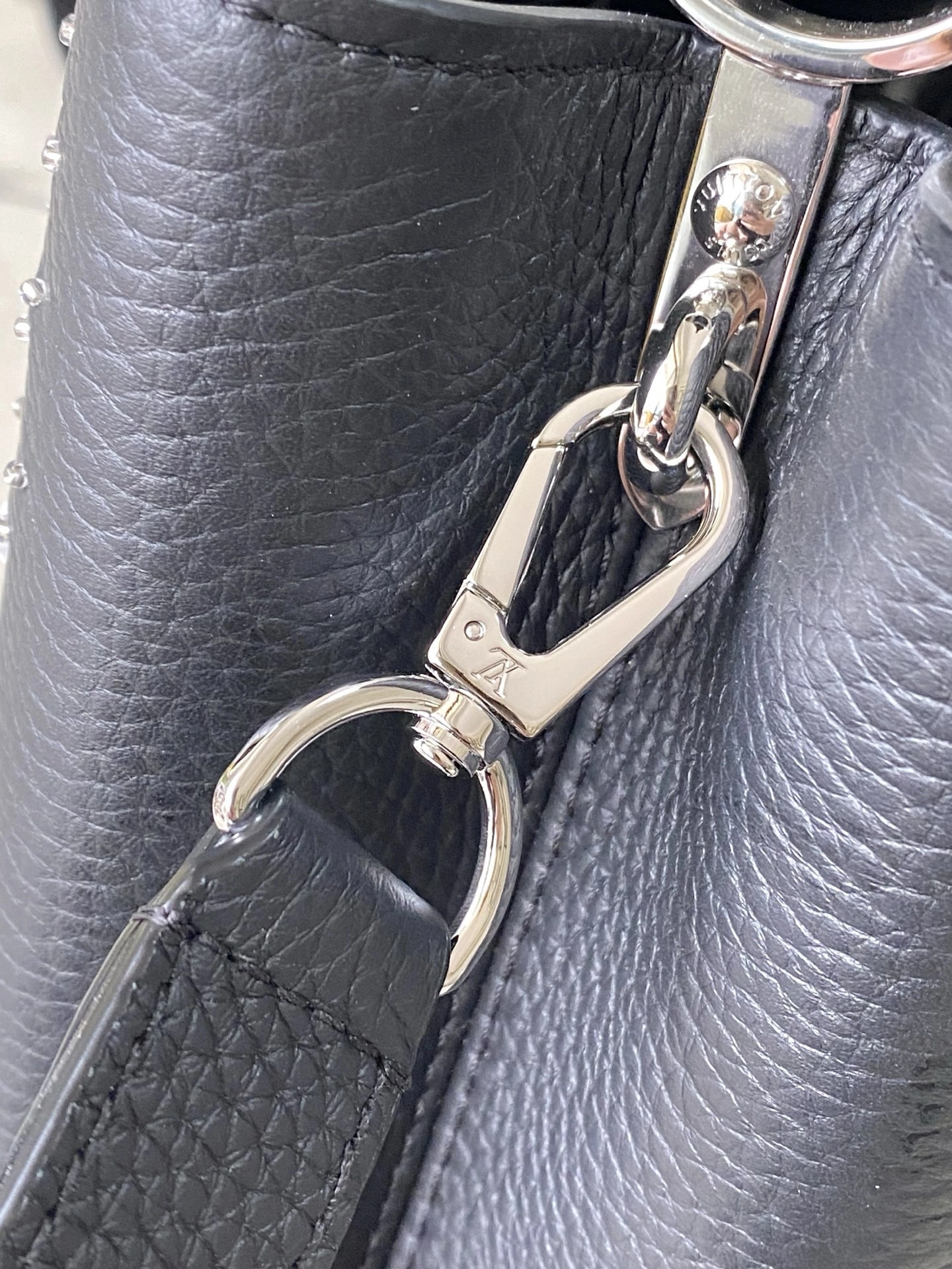 MOMO-- 8V M25716 high quality version embroidery Calfskin item:E-B574K1823