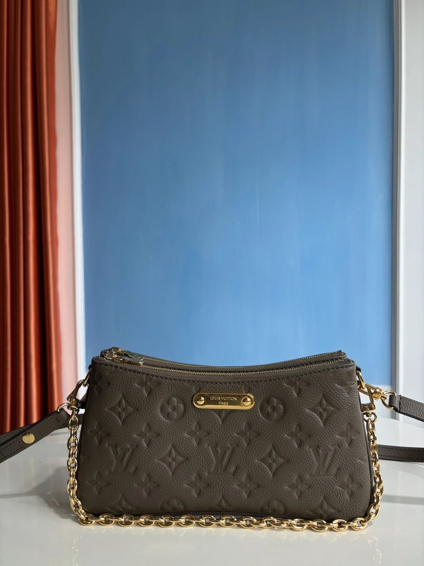 MOMO-- 8V M25816 high quality version cowhide item:E-B808L1820T