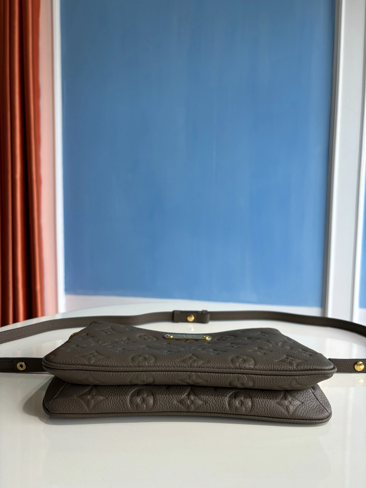 MOMO-- 8V M25816 high quality version cowhide item:E-B808L1820T
