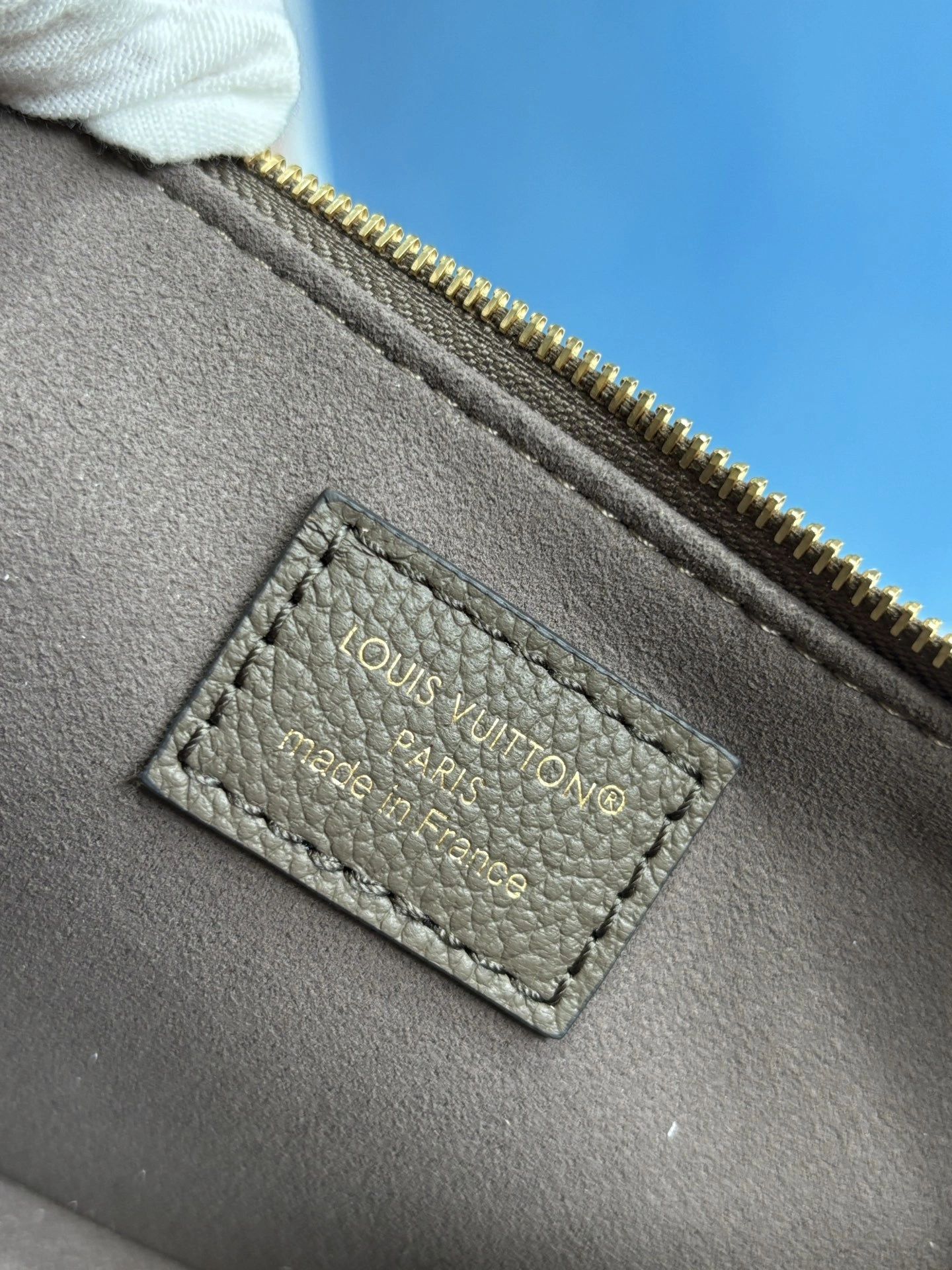 MOMO-- 8V M25816 high quality version cowhide item:E-B808L1820T