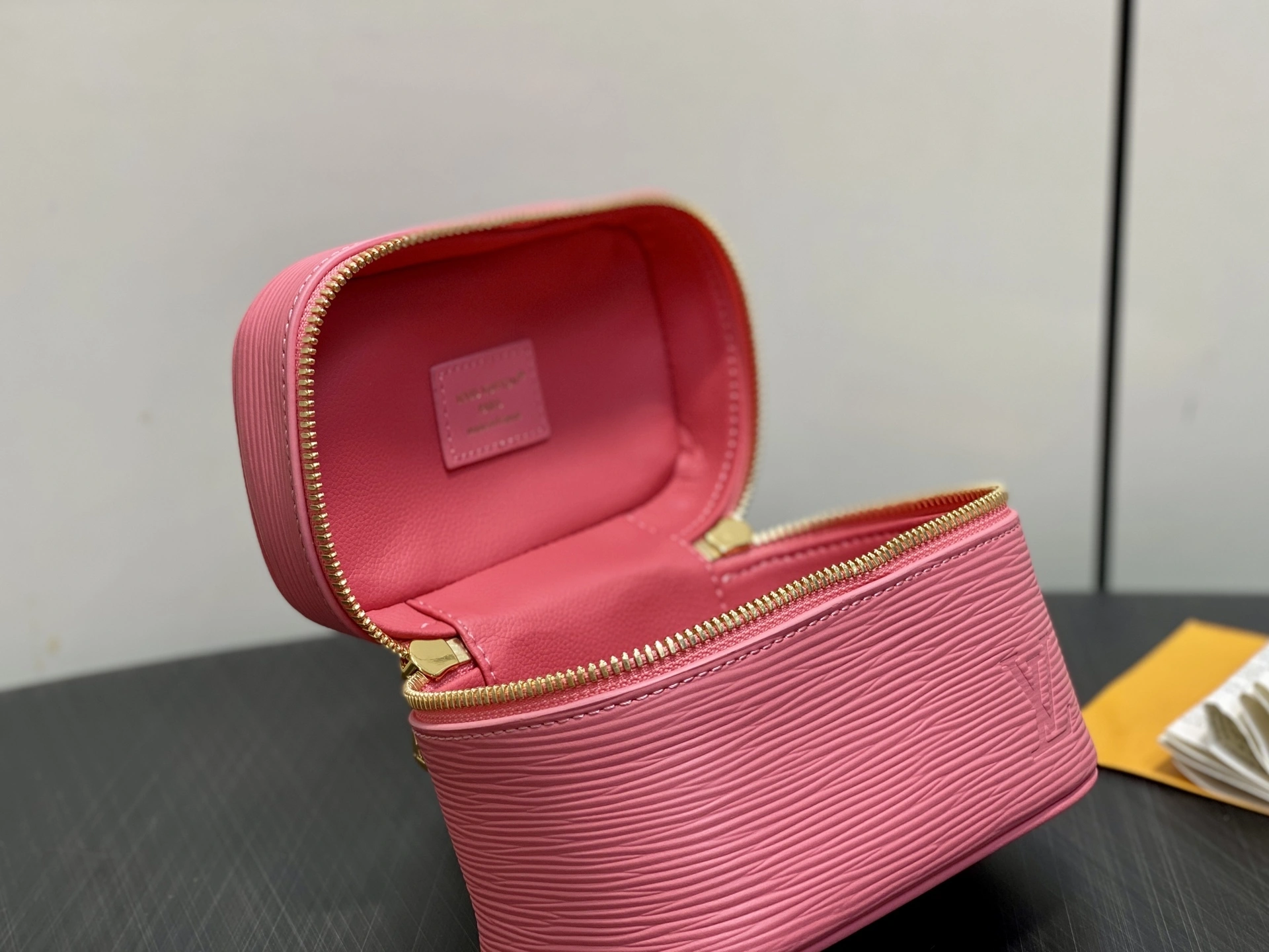 MOMO-- 8V M25857 high quality version Nice Nano item:E-B000J1816