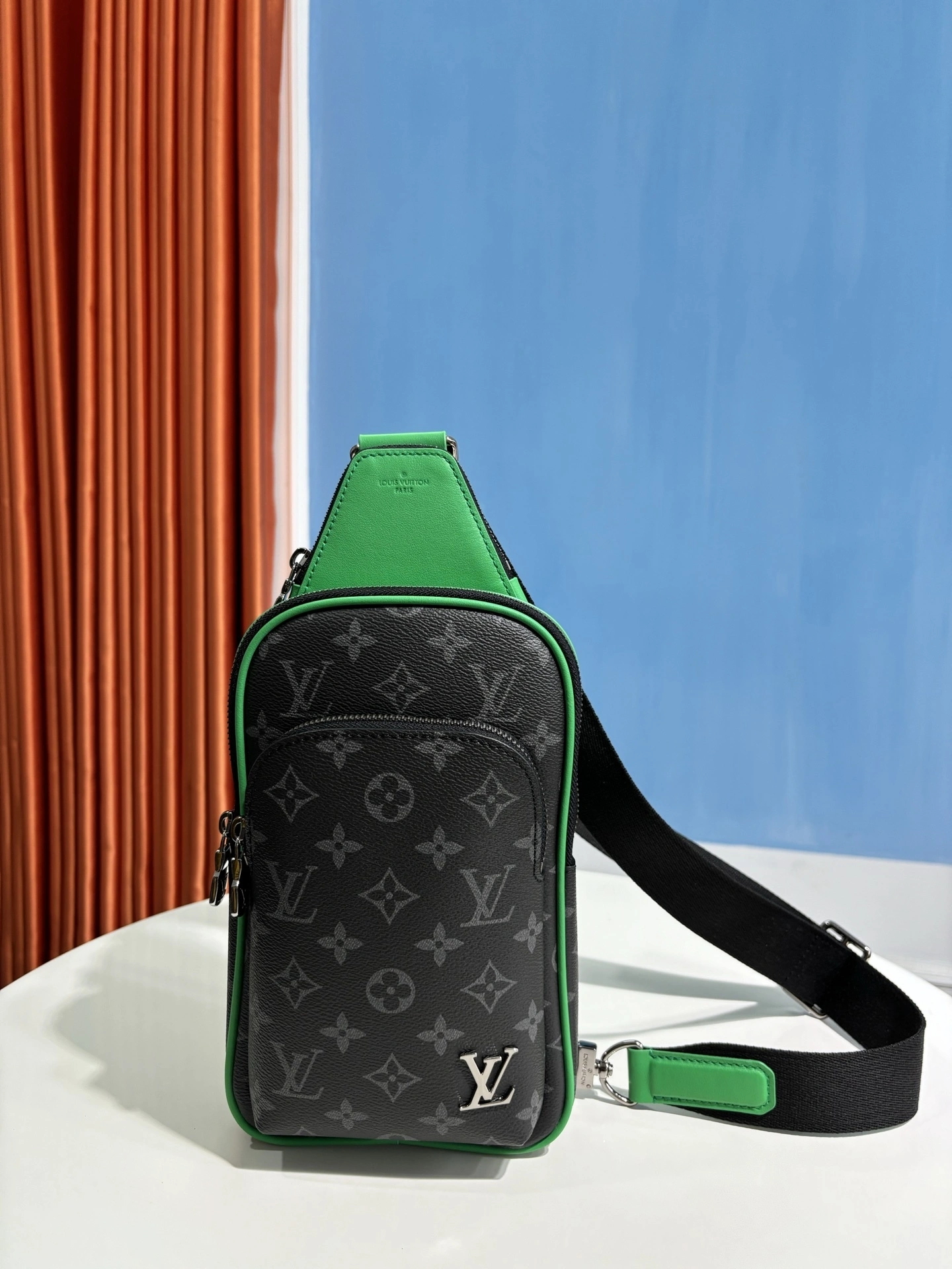 MOMO-- 8V M25891 high quality version Avenue item:E-B177H2569