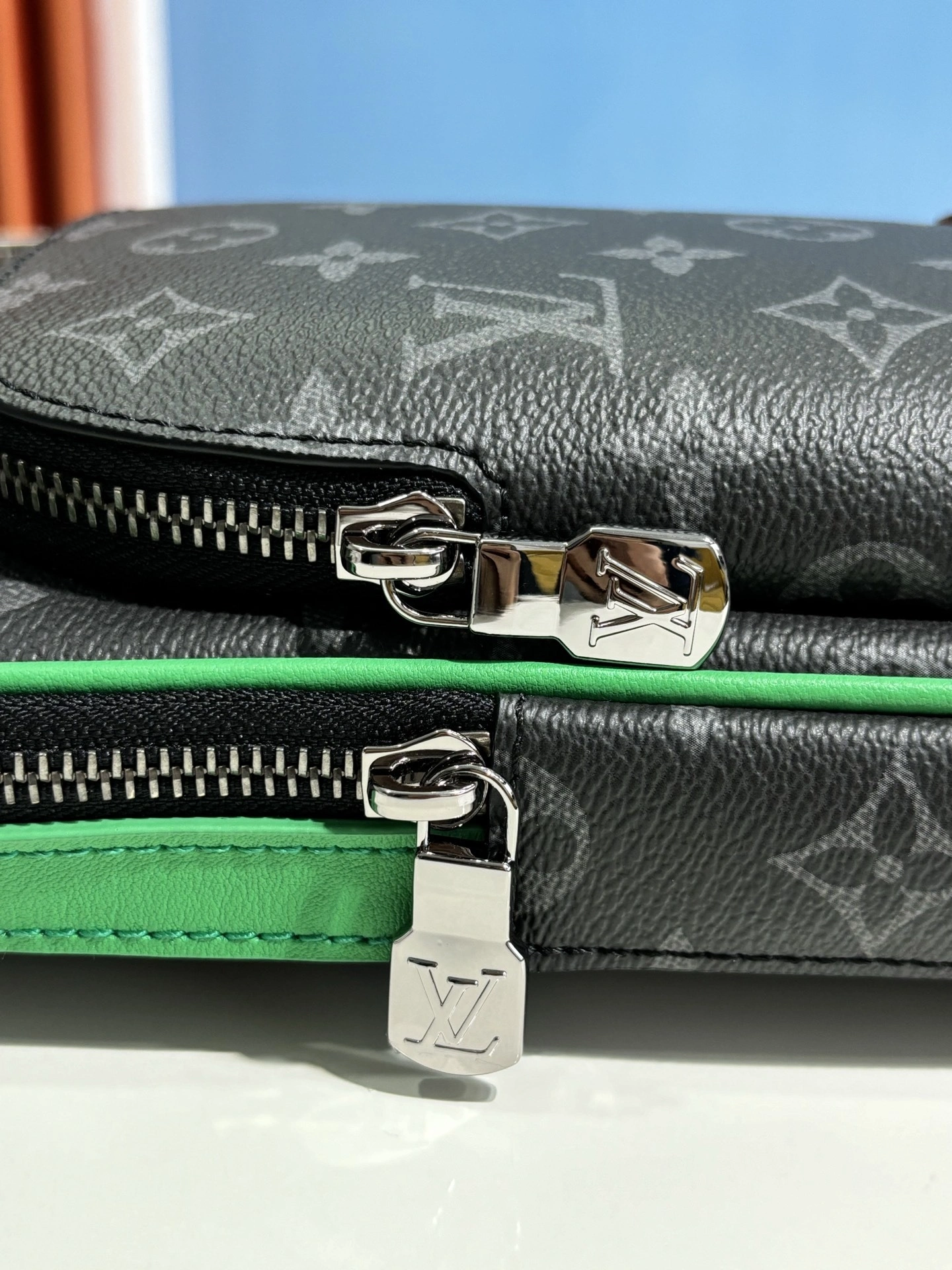 MOMO-- 8V M25891 high quality version Avenue item:E-B177H2569