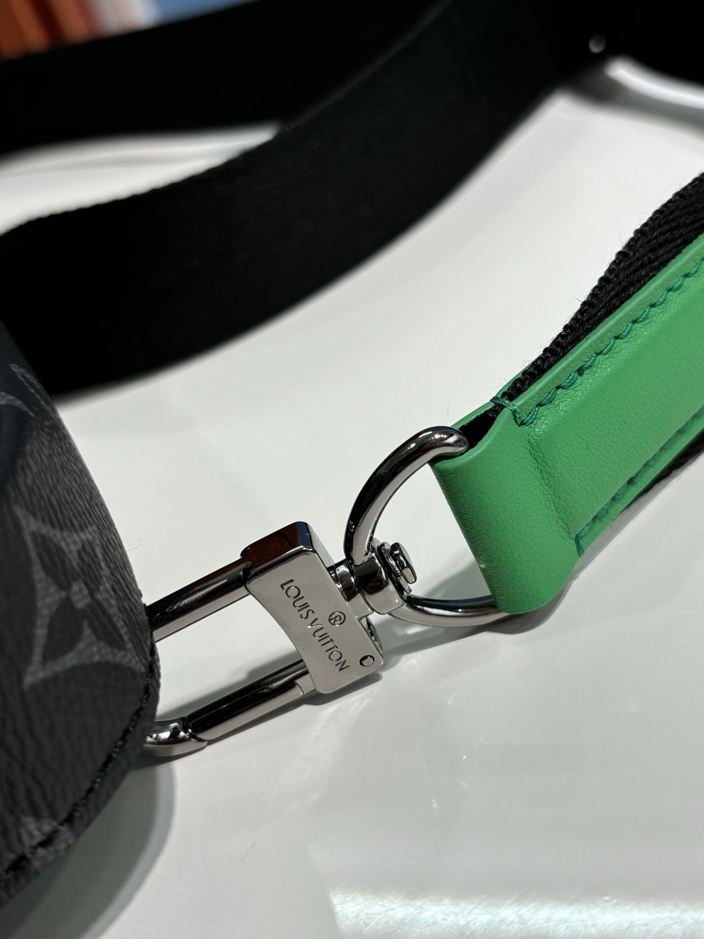 MOMO-- 8V M25891 high quality version Avenue item:E-B177H2569