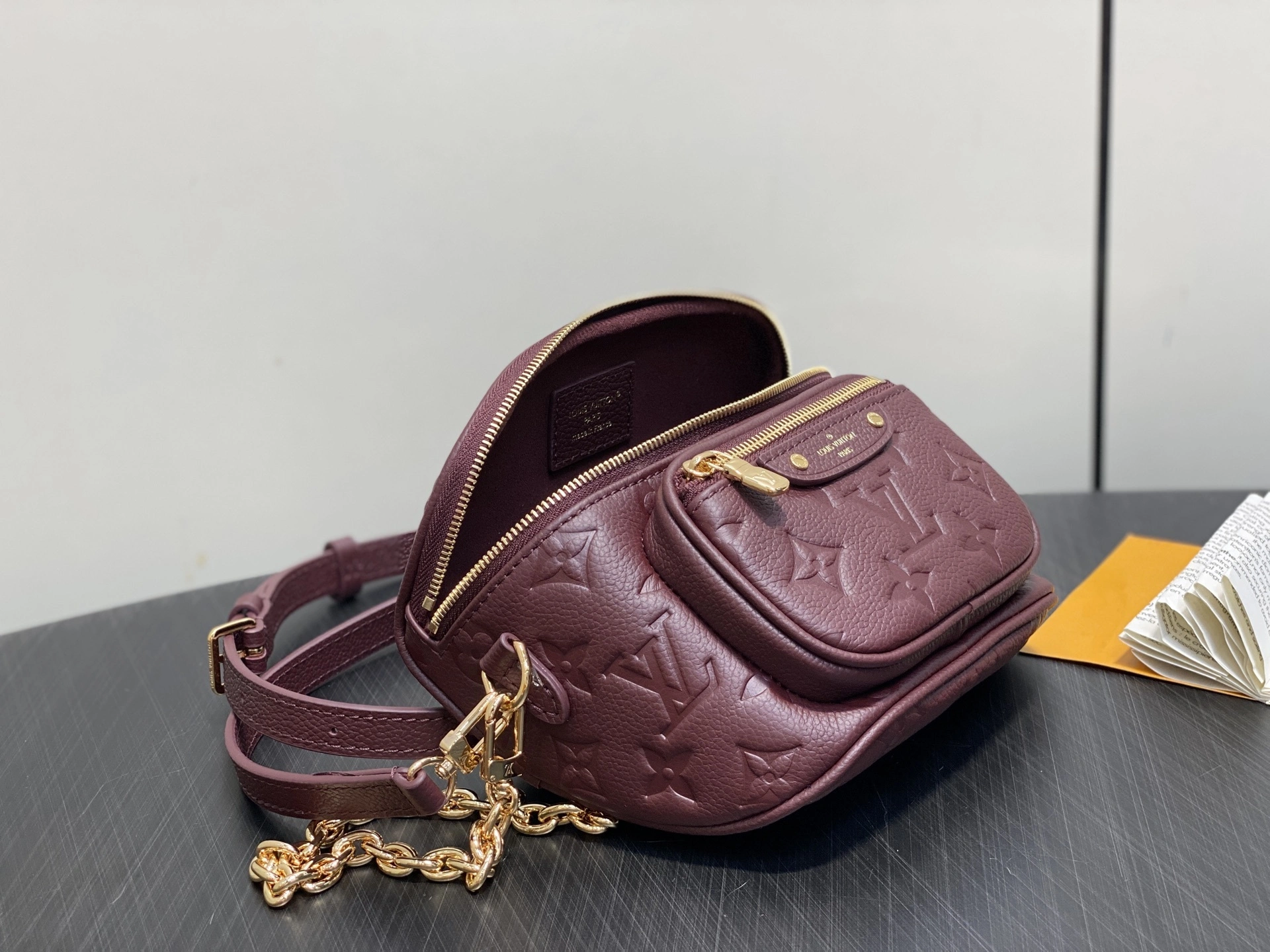 MOMO-- 8V M25905 high quality version Mini Bumbag Gradient item:E-B000J1823