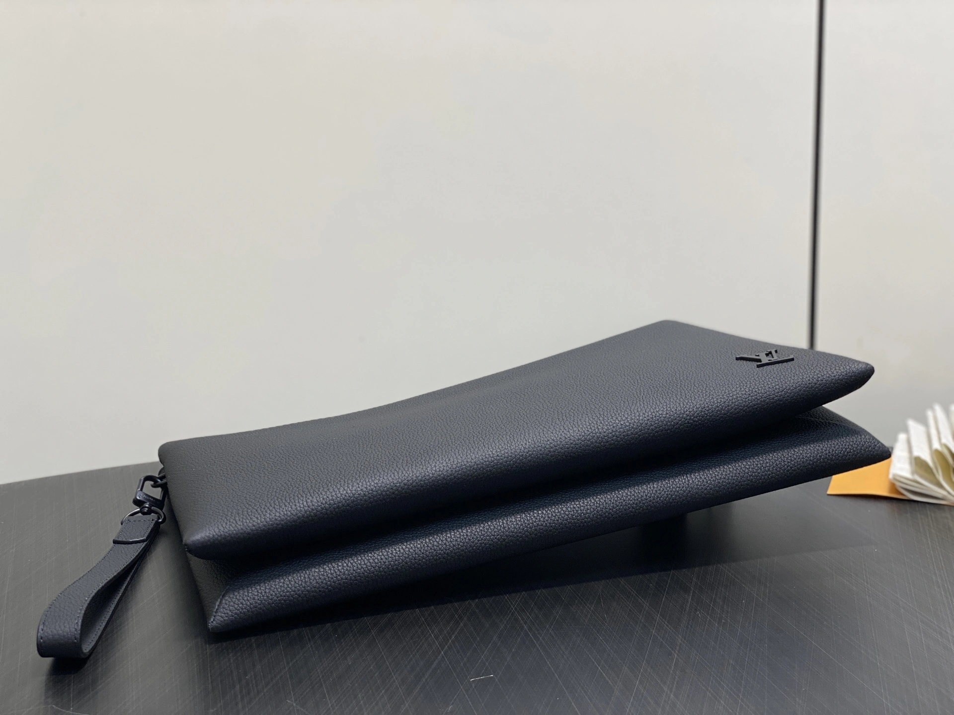 MOMO-- 8V M25943 high quality version Duo Pouch Calfskin item:E-B000J1851