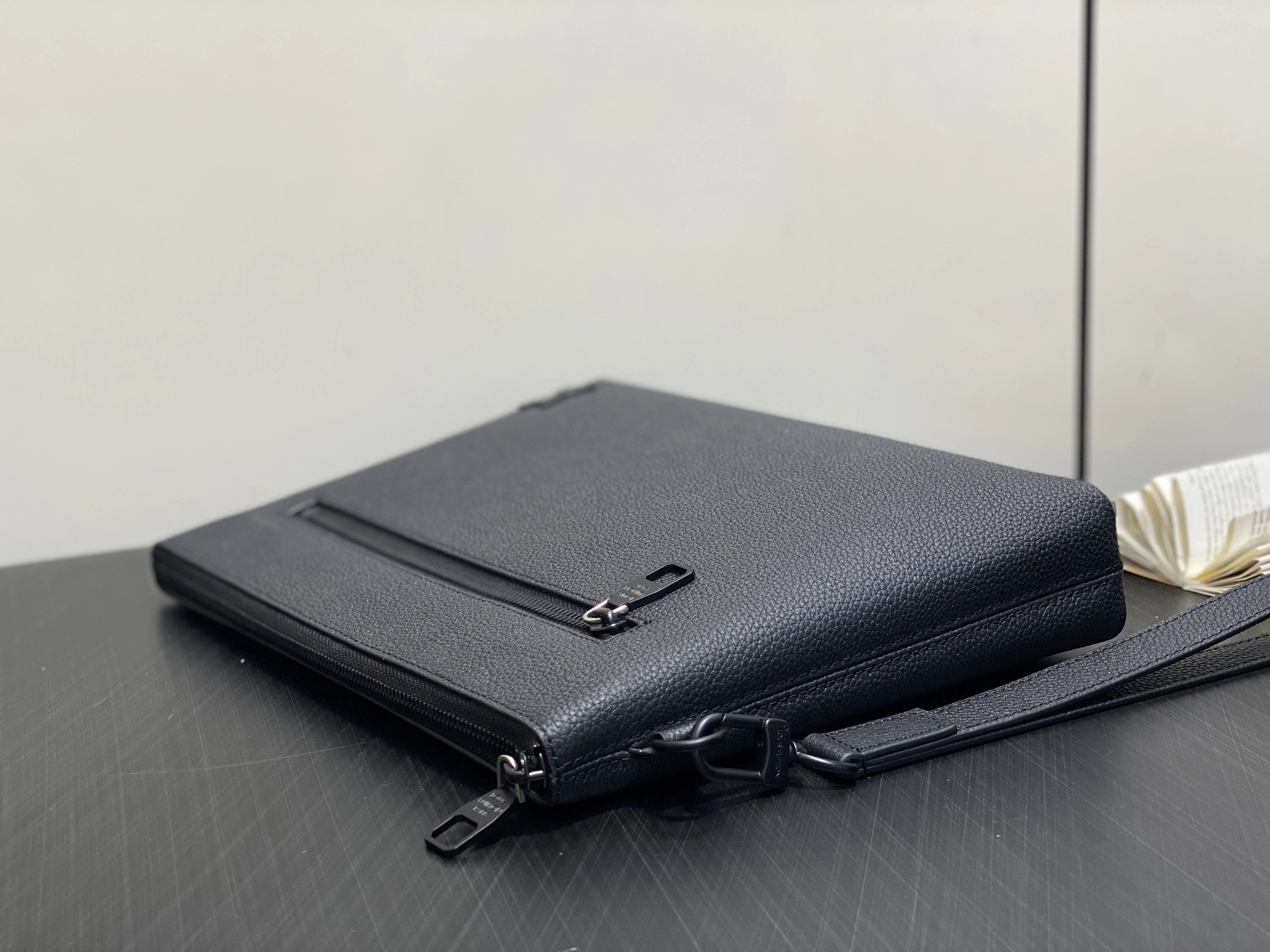 MOMO-- 8V M25955 high quality version item:E-B000J1852