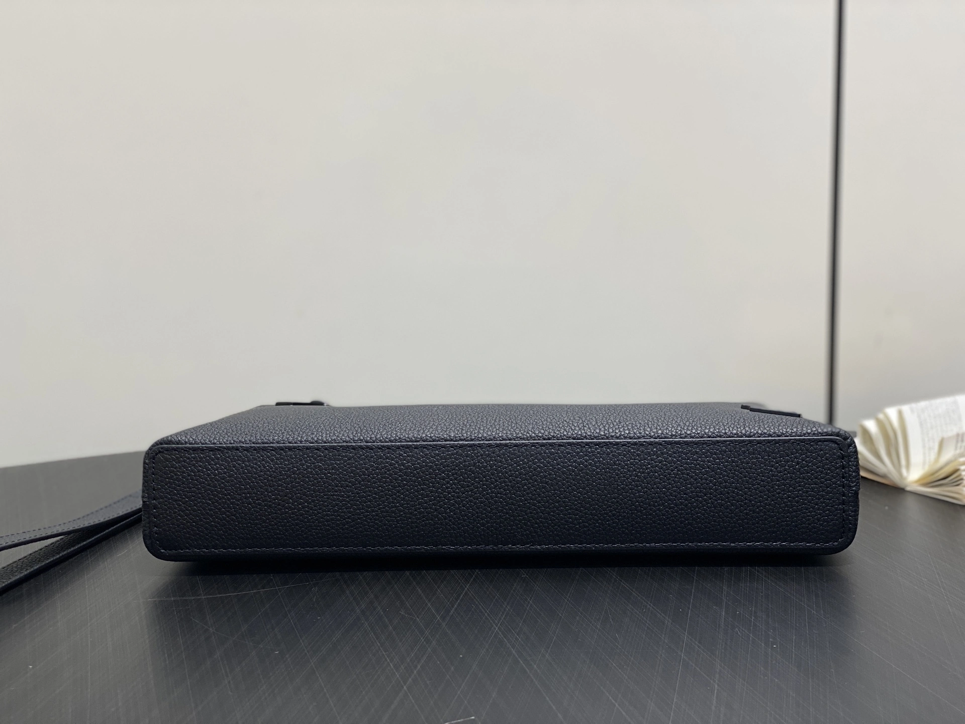 MOMO-- 8V M25955 high quality version item:E-B000J1852