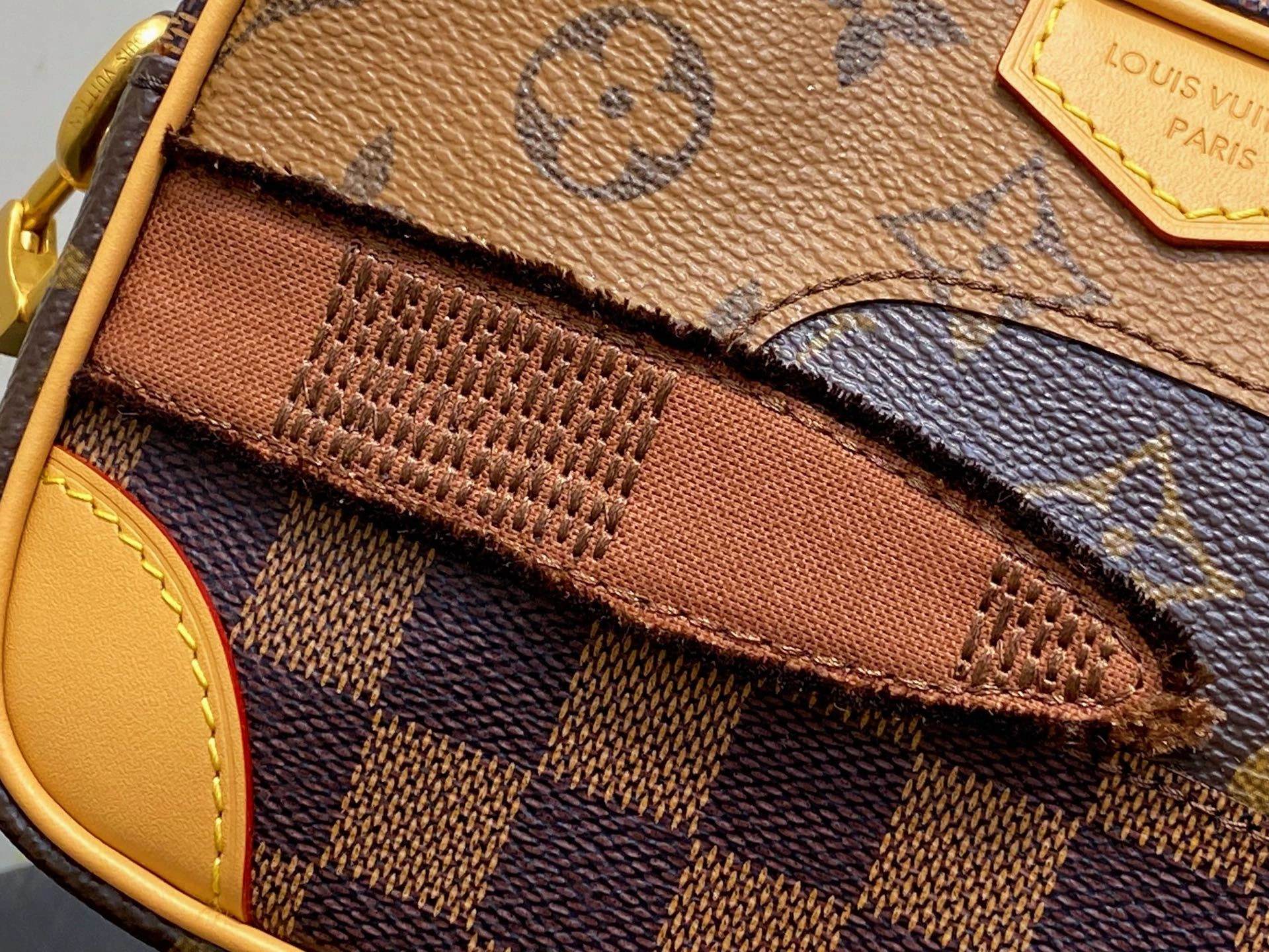 MOMO-- 8V M26020 high quality version Trocadéro item:E-B000J1846