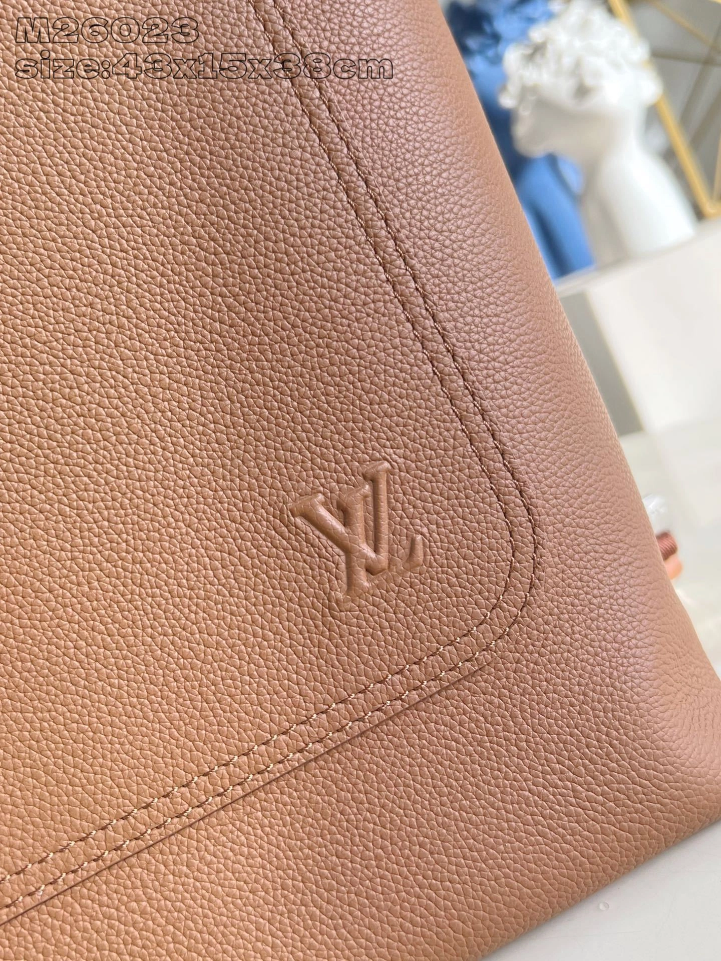MOMO-- 8V M26023 high quality version cowhide item:E-B574K1826