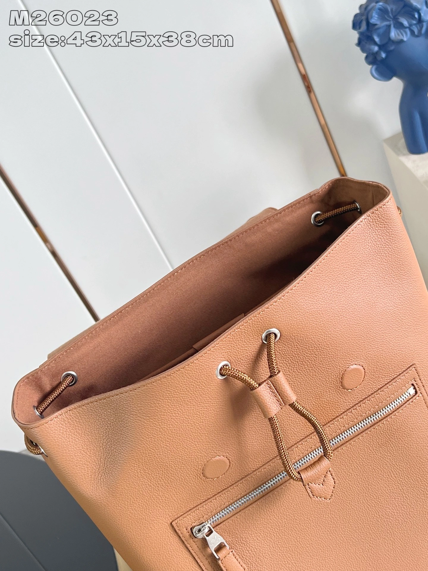 MOMO-- 8V M26023 high quality version cowhide item:E-B574K1826