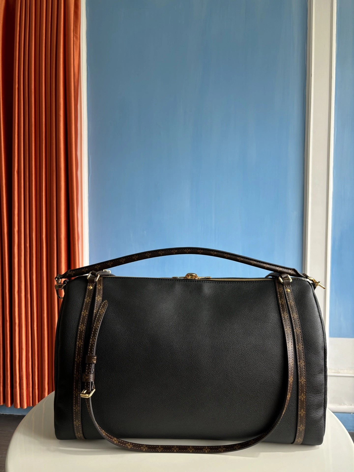 MOMO-- 8V M26037 high quality version Express Travel cowhide item:E-B177H2565